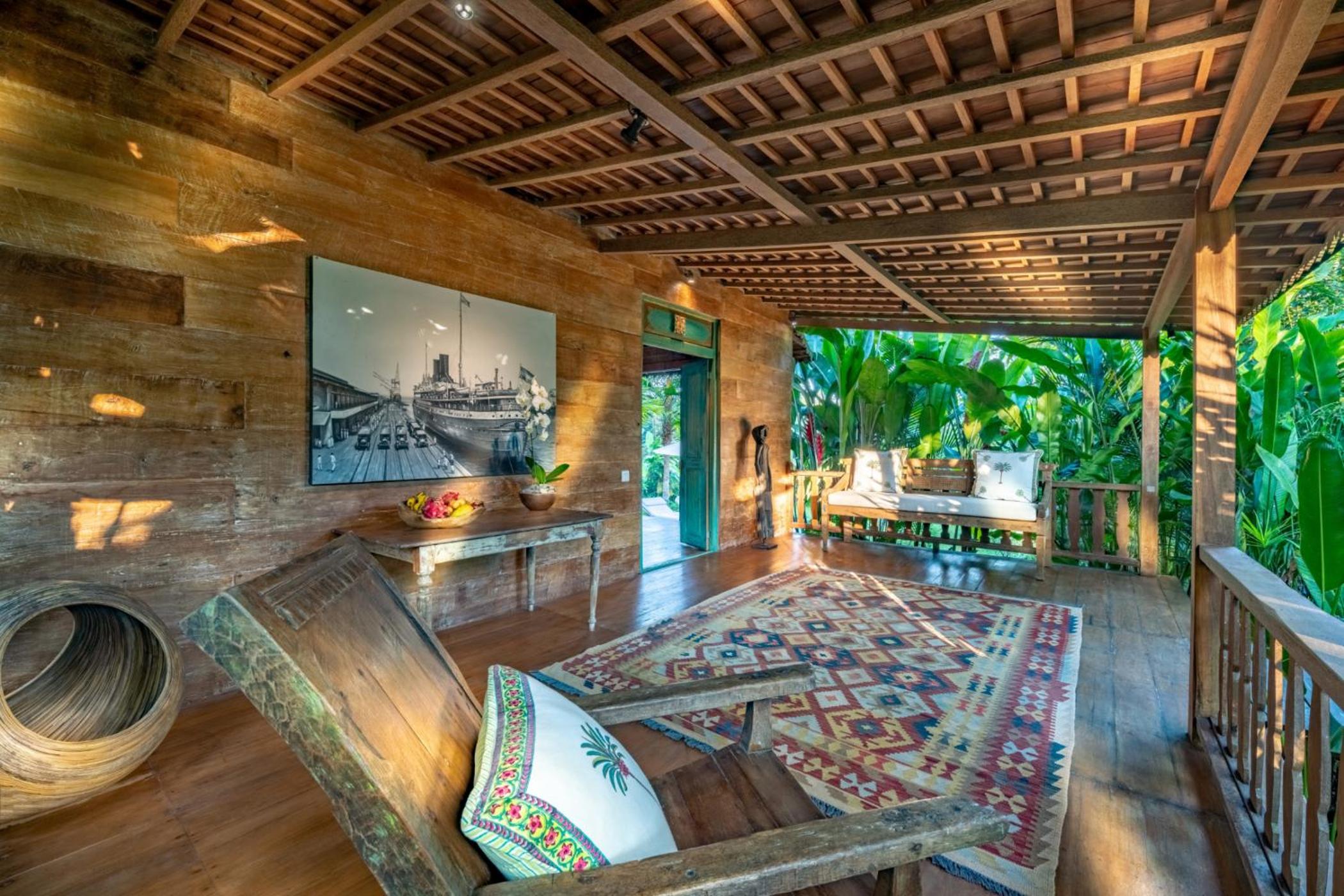 Nag Shampa Private Estate