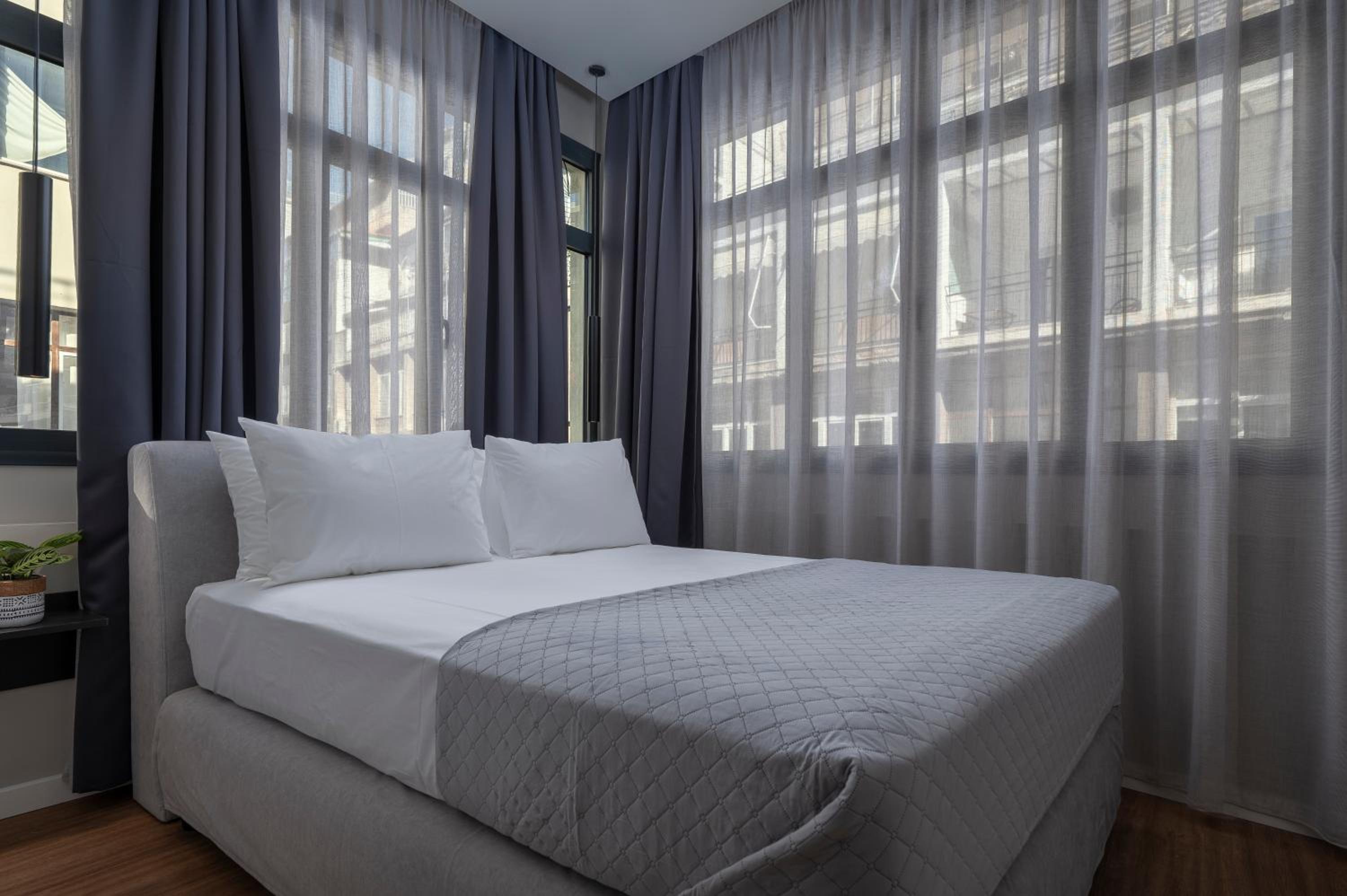 Hebrard Industrial Suites