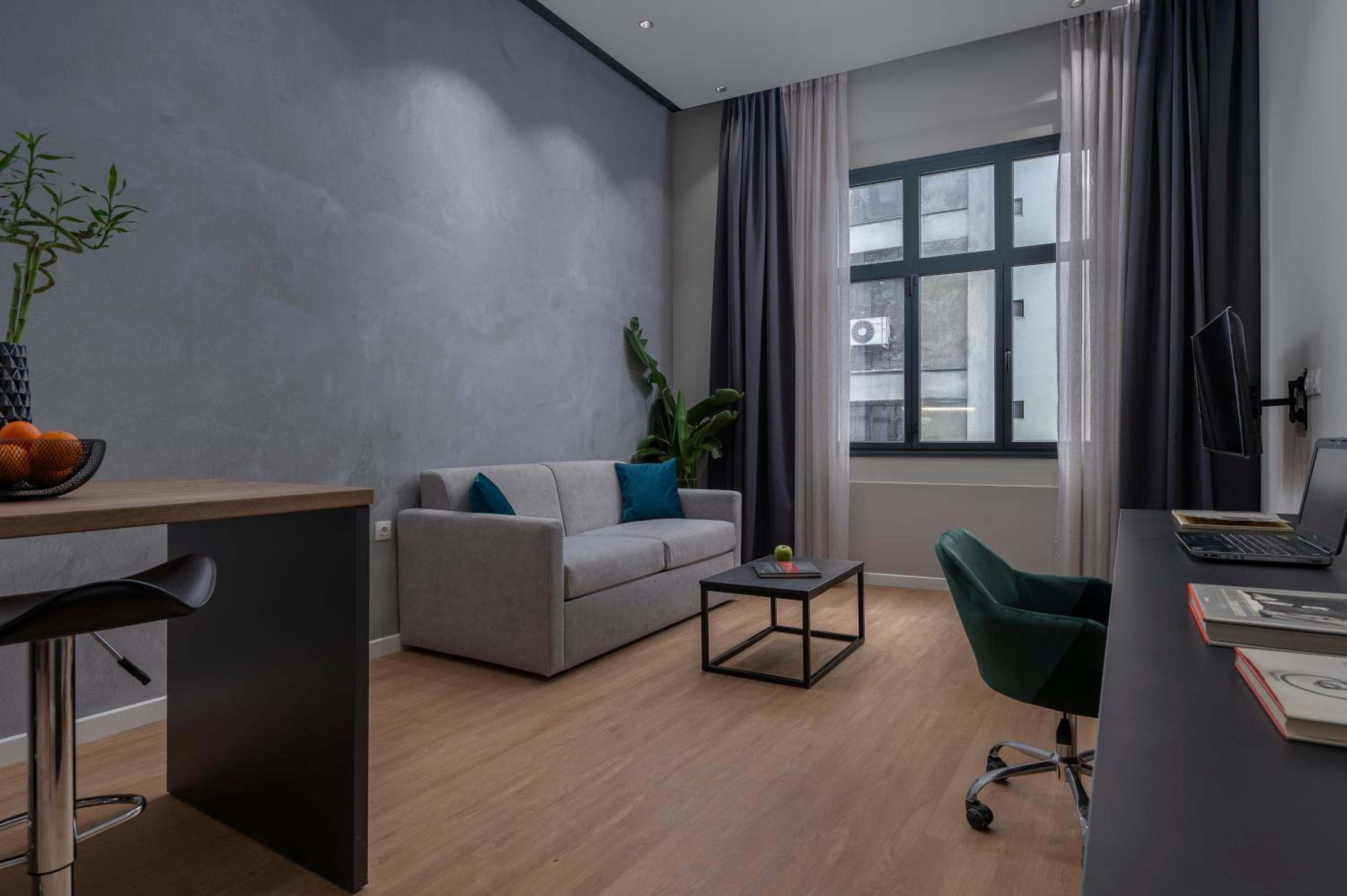 Hebrard Industrial Suites