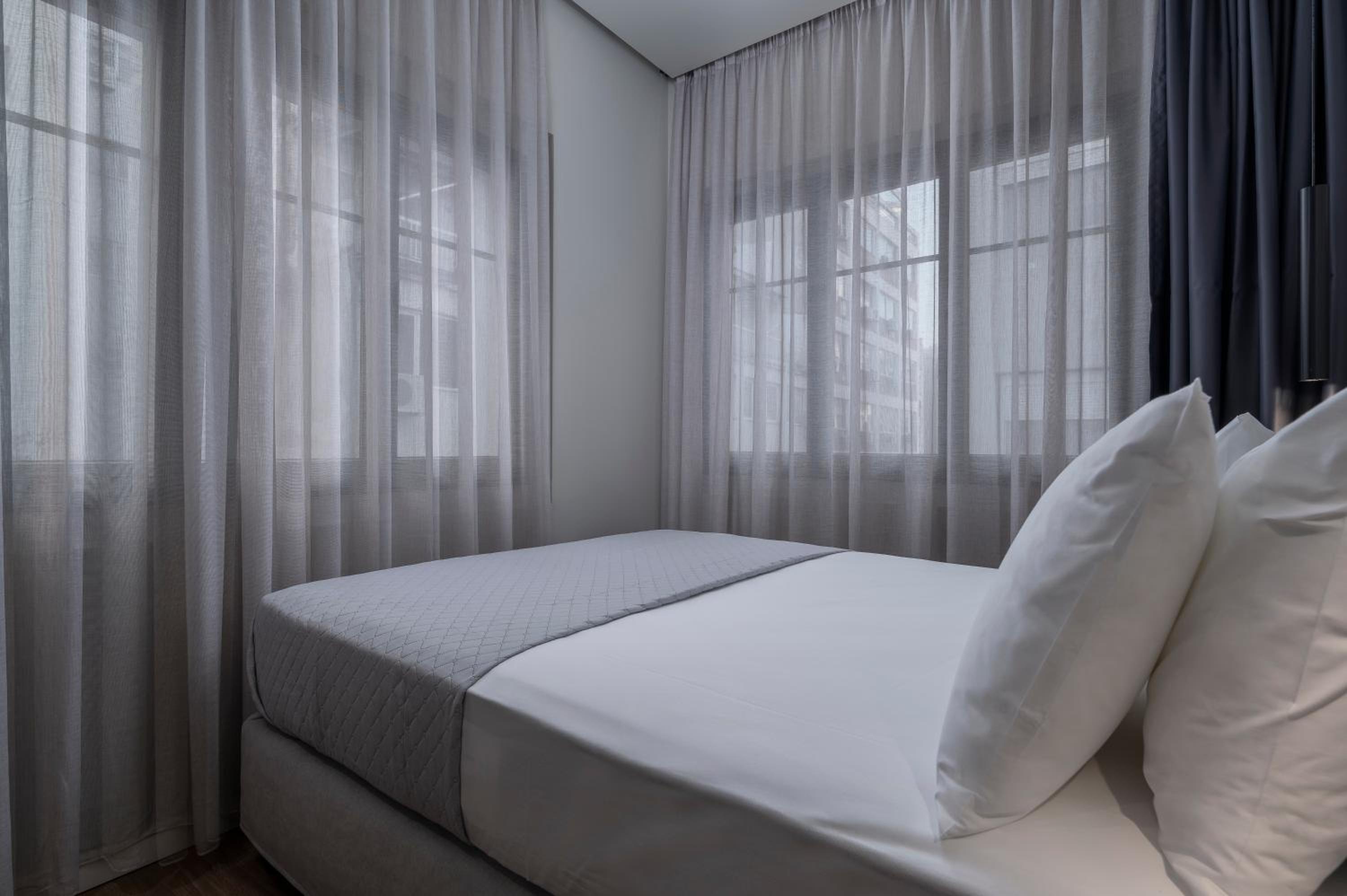 Hebrard Industrial Suites