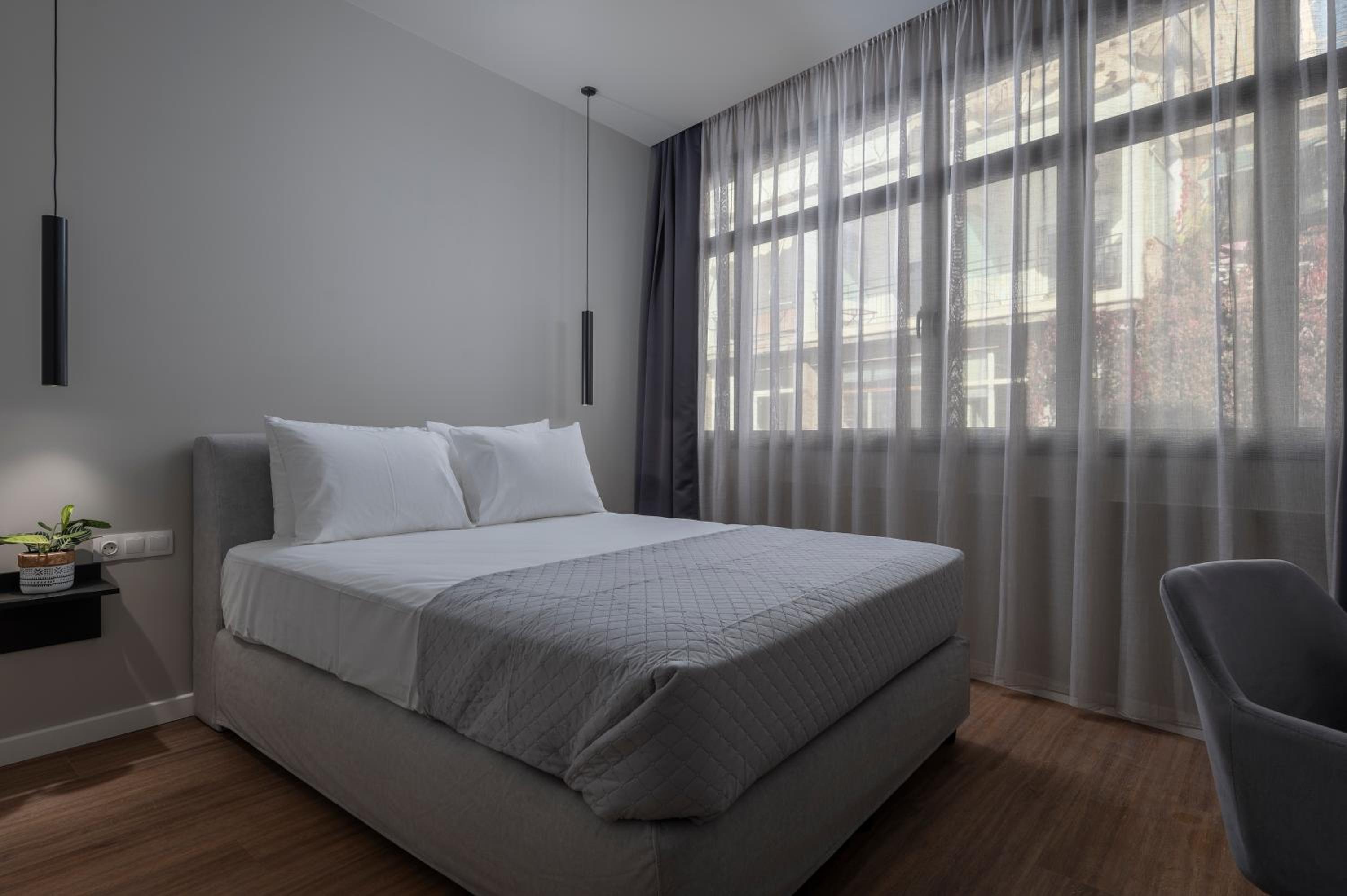 Hebrard Industrial Suites