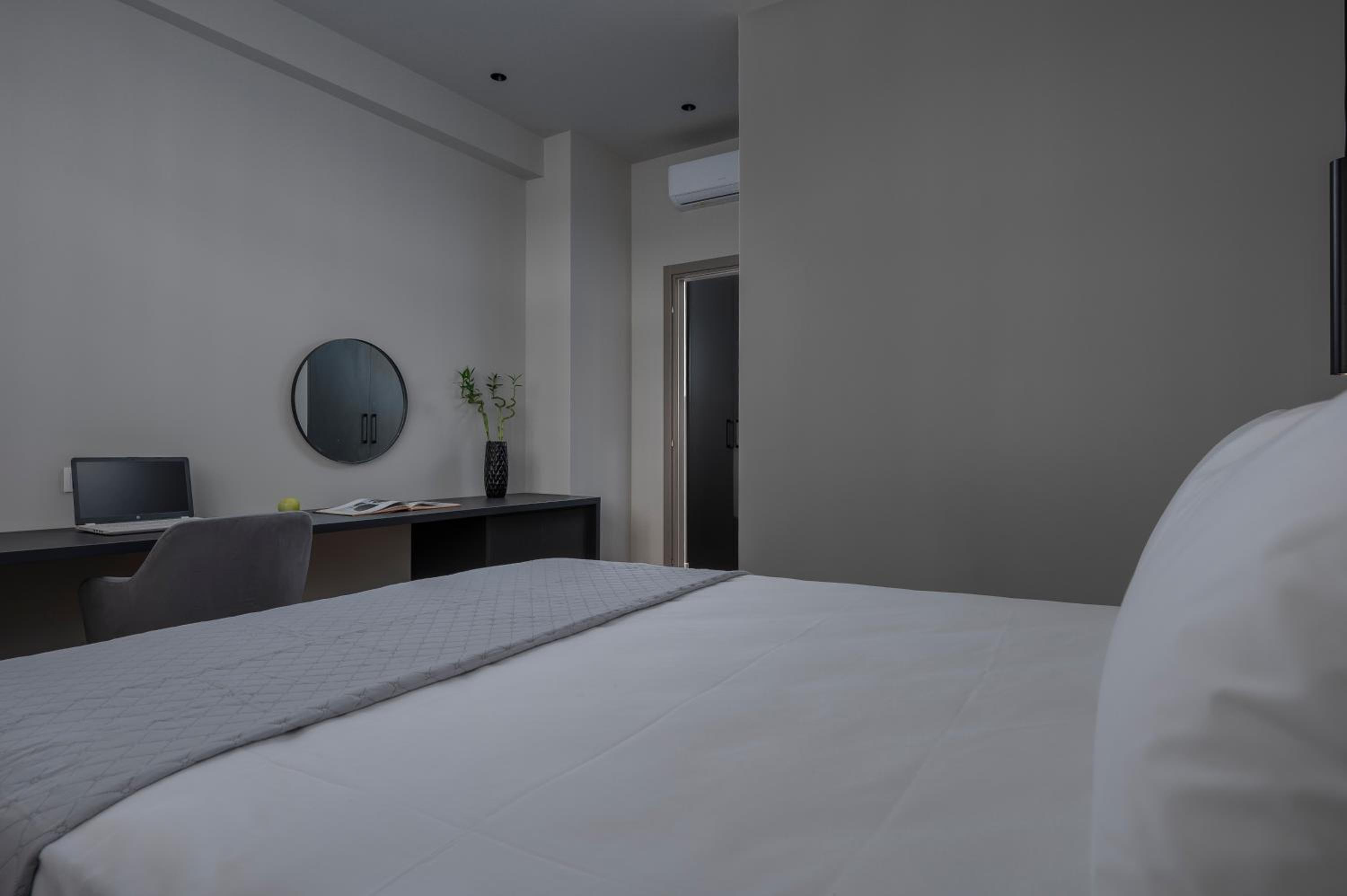 Hebrard Industrial Suites