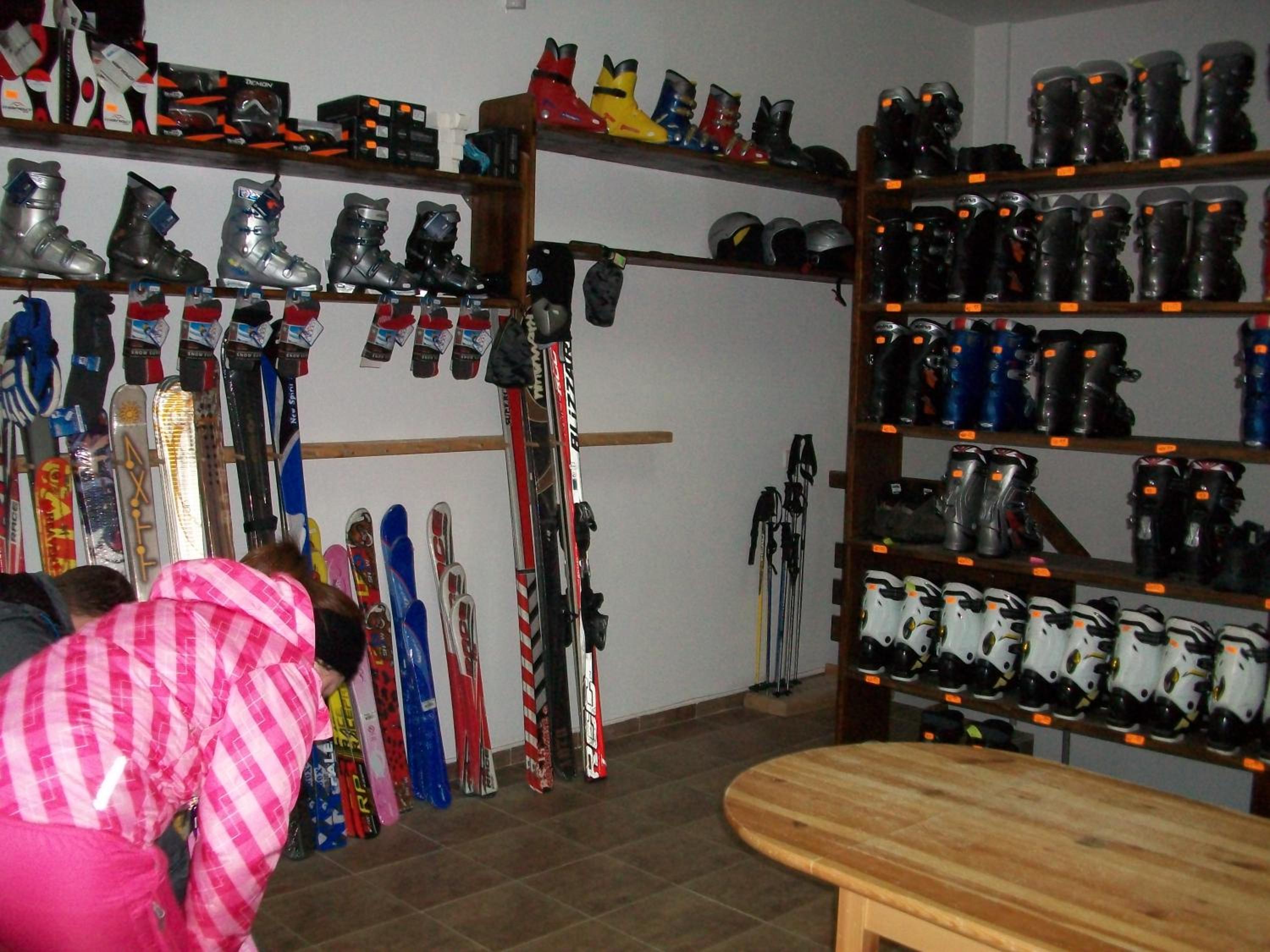 Photo 10