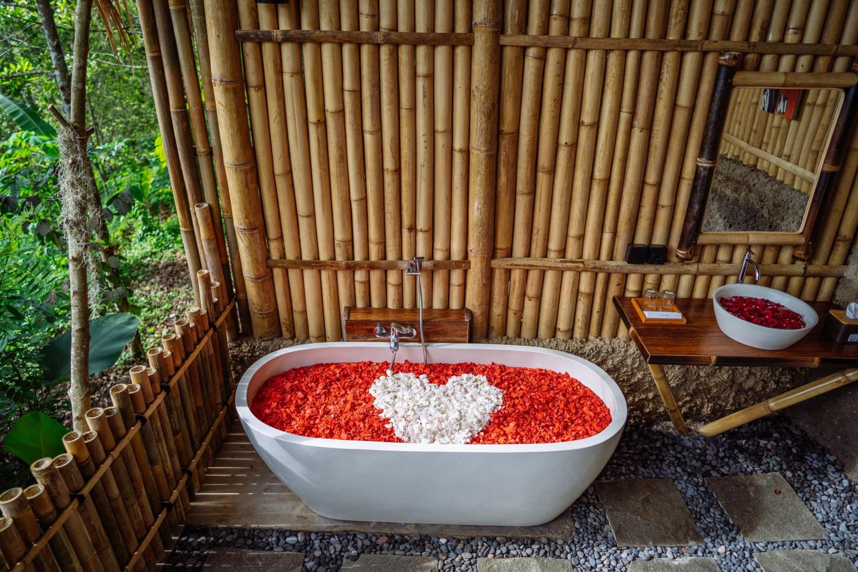 Ayo Hill Villa By Samhita Bali