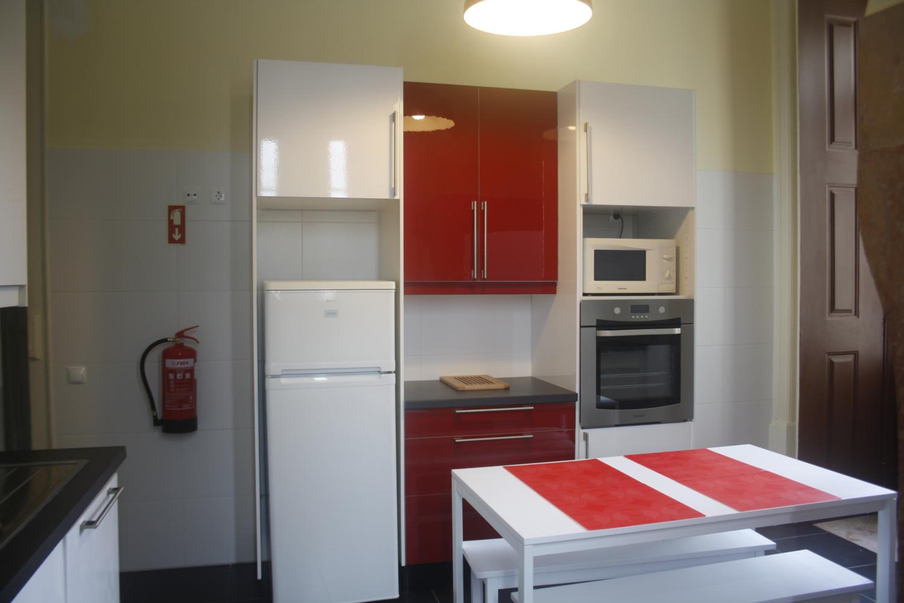 Hostel 402