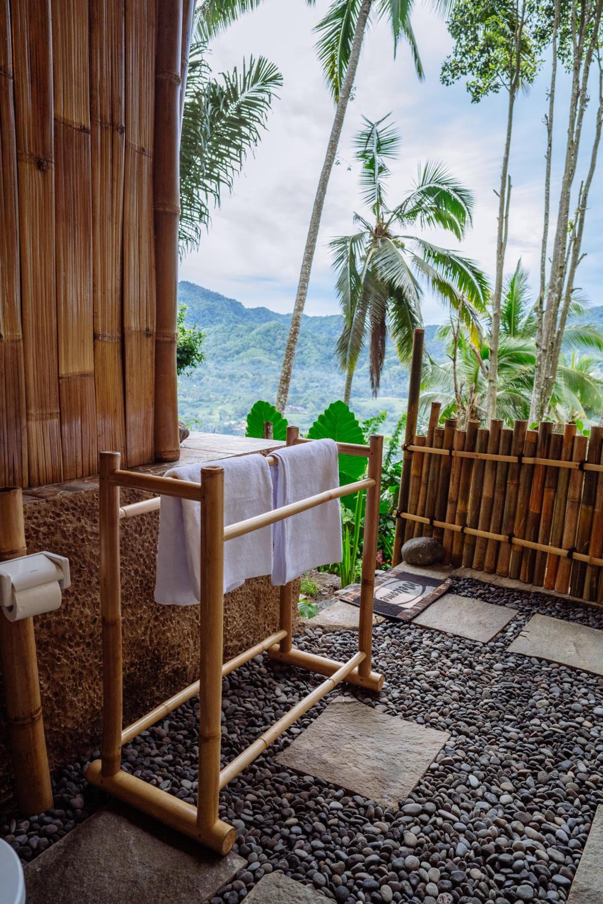 Ayo Hill Villa By Samhita Bali