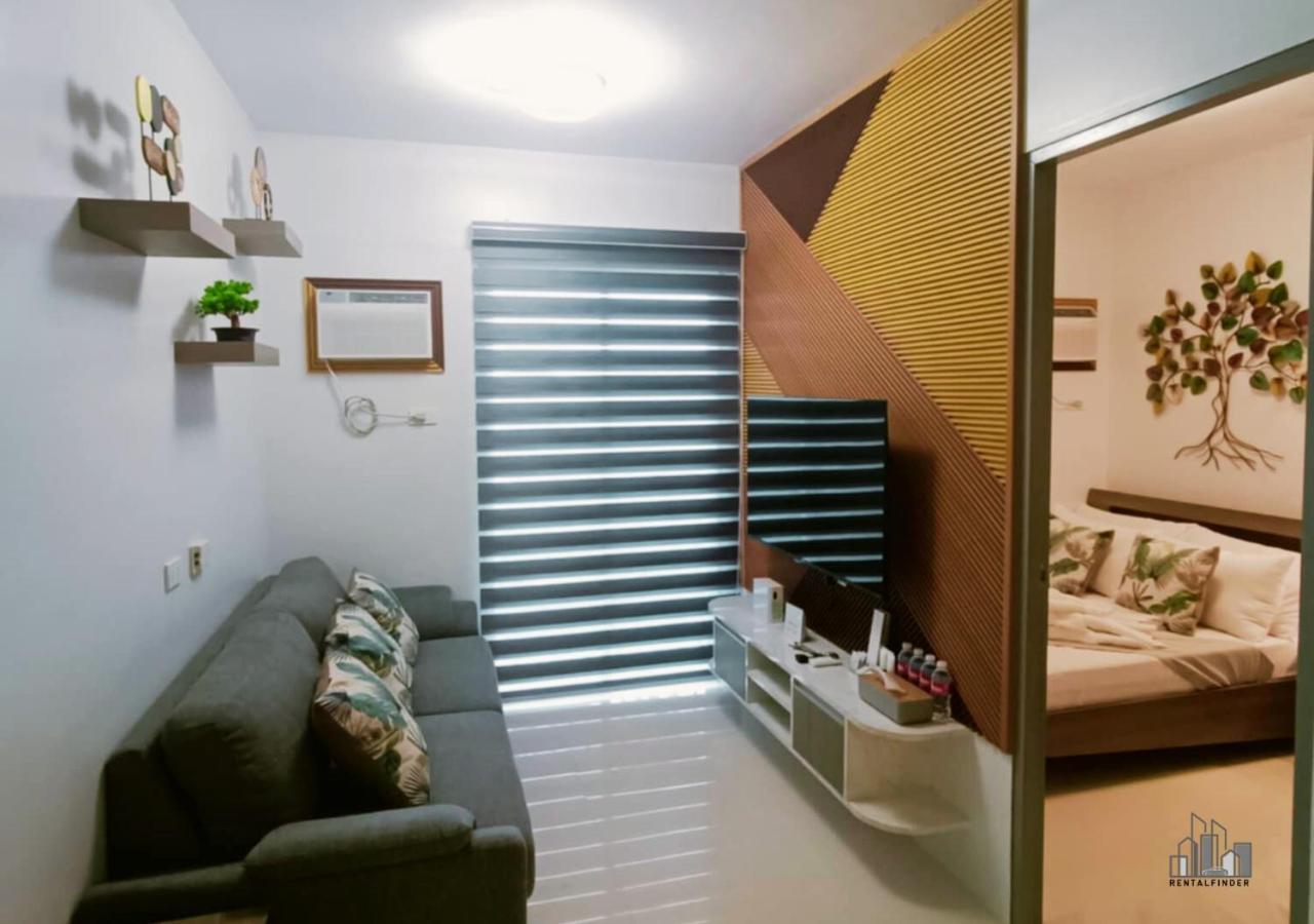 Palawan 2BR Summer Homes with a Balcony, FREE Pool, Gym, Parking - B2 5MoonstoneA