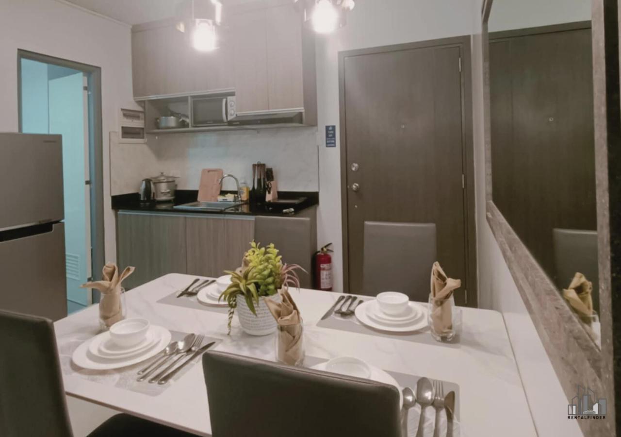 Palawan 2BR Summer Homes with a Balcony, FREE Pool, Gym, Parking - B2 5MoonstoneA