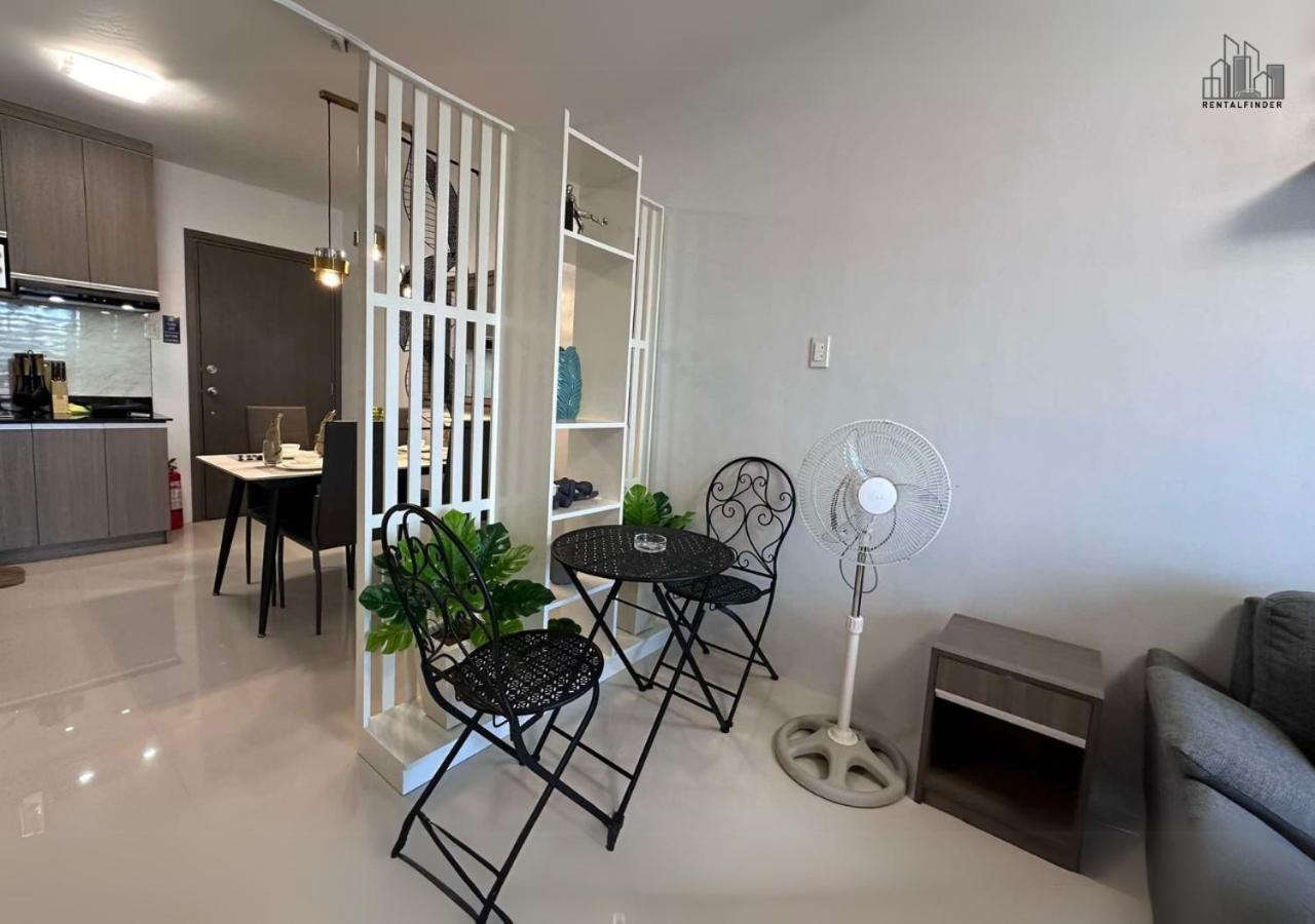 Palawan 2BR Summer Homes with a Balcony, FREE Pool, Gym, Parking - B2 5MoonstoneA