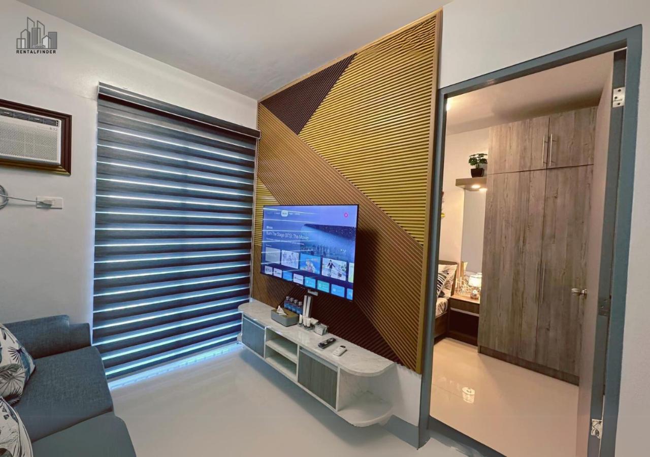Palawan 2BR Summer Homes with a Balcony, FREE Pool, Gym, Parking - B2 5MoonstoneA
