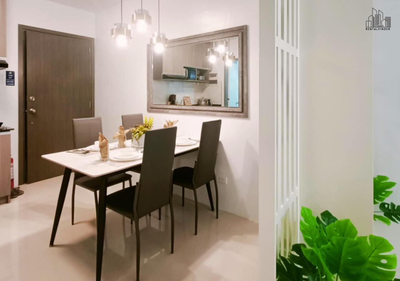 Palawan 2BR Summer Homes with a Balcony, FREE Pool, Gym, Parking - B2 5MoonstoneA