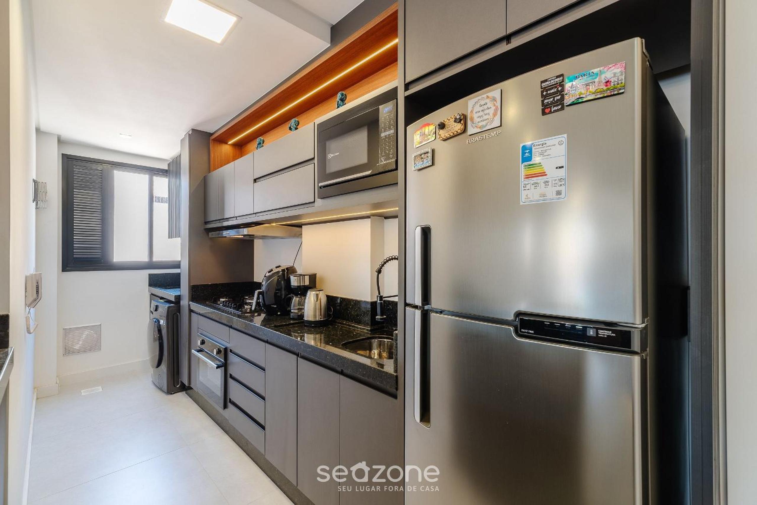 Apt Sea View 500m Beach Itapema DSH1702
