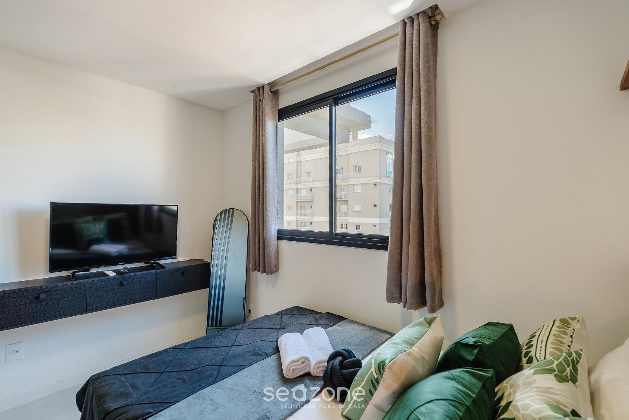 Apt Sea View 500m Beach Itapema DSH1702