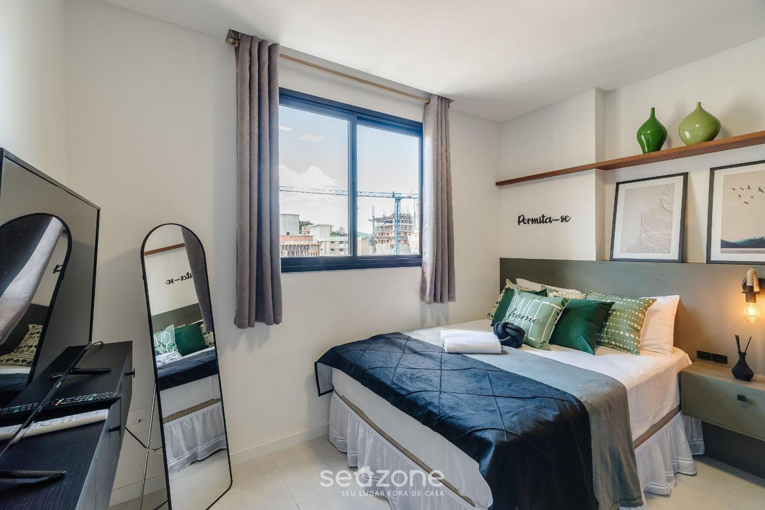 Apt Sea View 500m Beach Itapema DSH1702