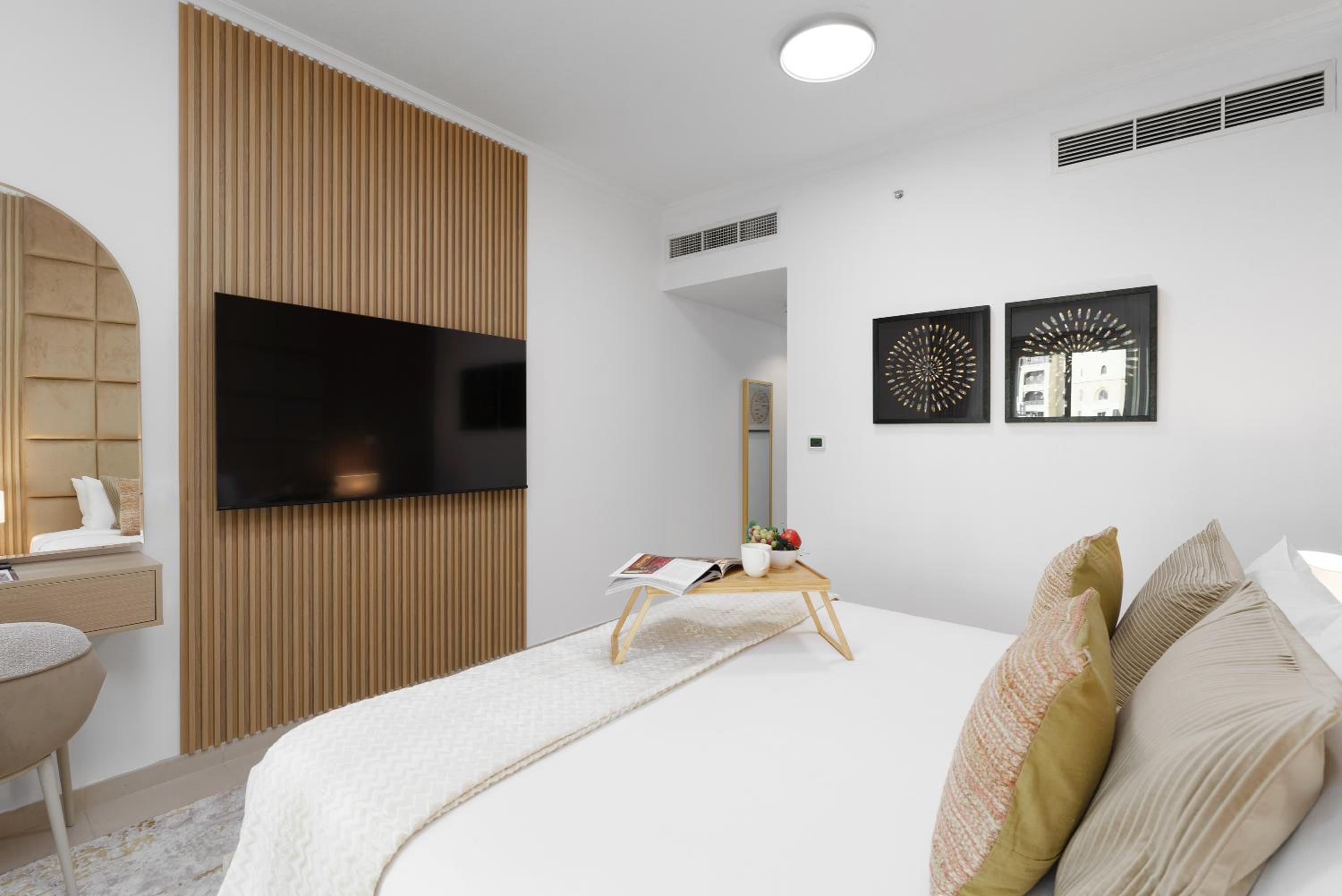 Maison Privee - Exclusive Duplex Villa with Panoramic Terrace Overlooking Burj Khalifa