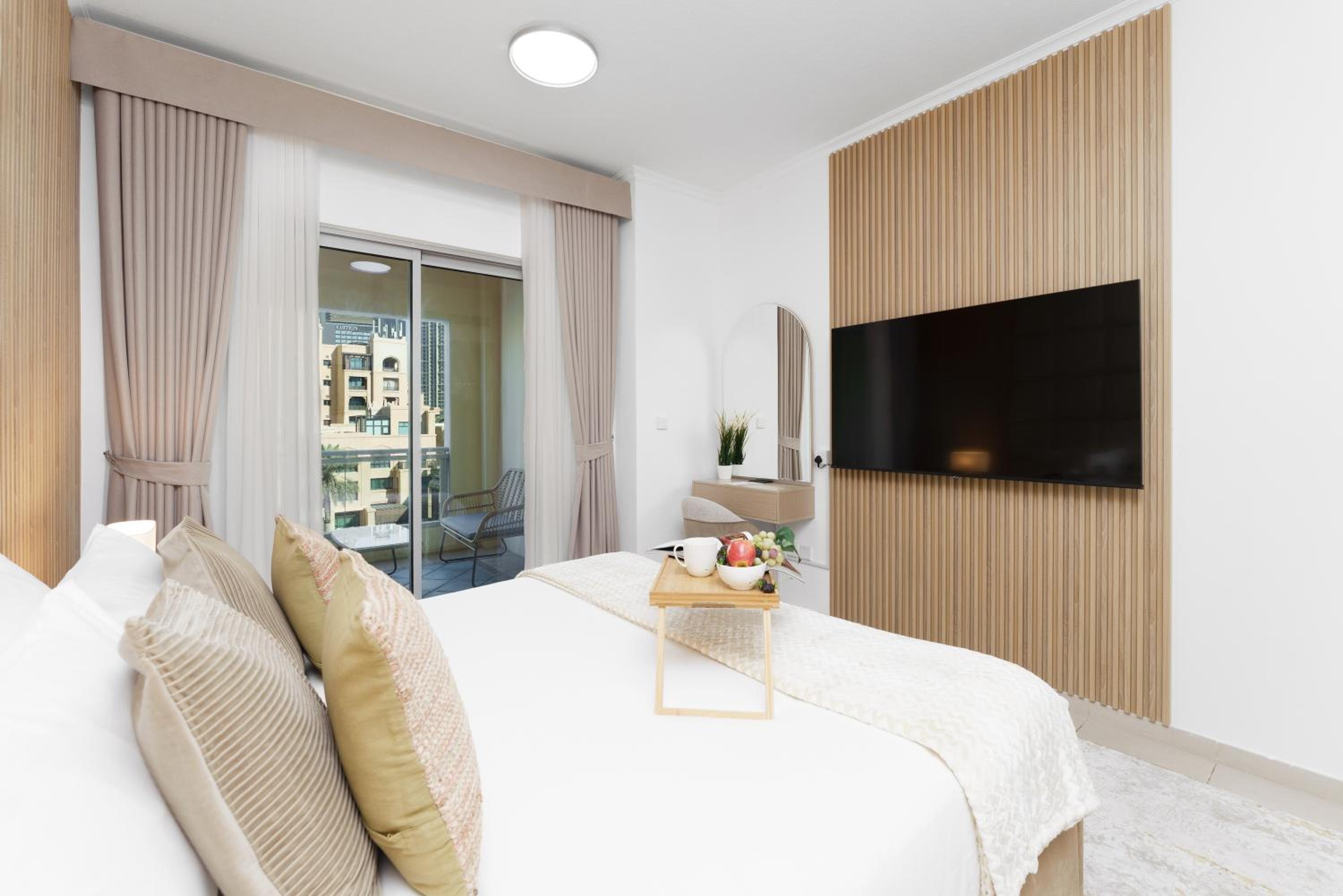 Maison Privee - Exclusive Duplex Villa with Panoramic Terrace Overlooking Burj Khalifa