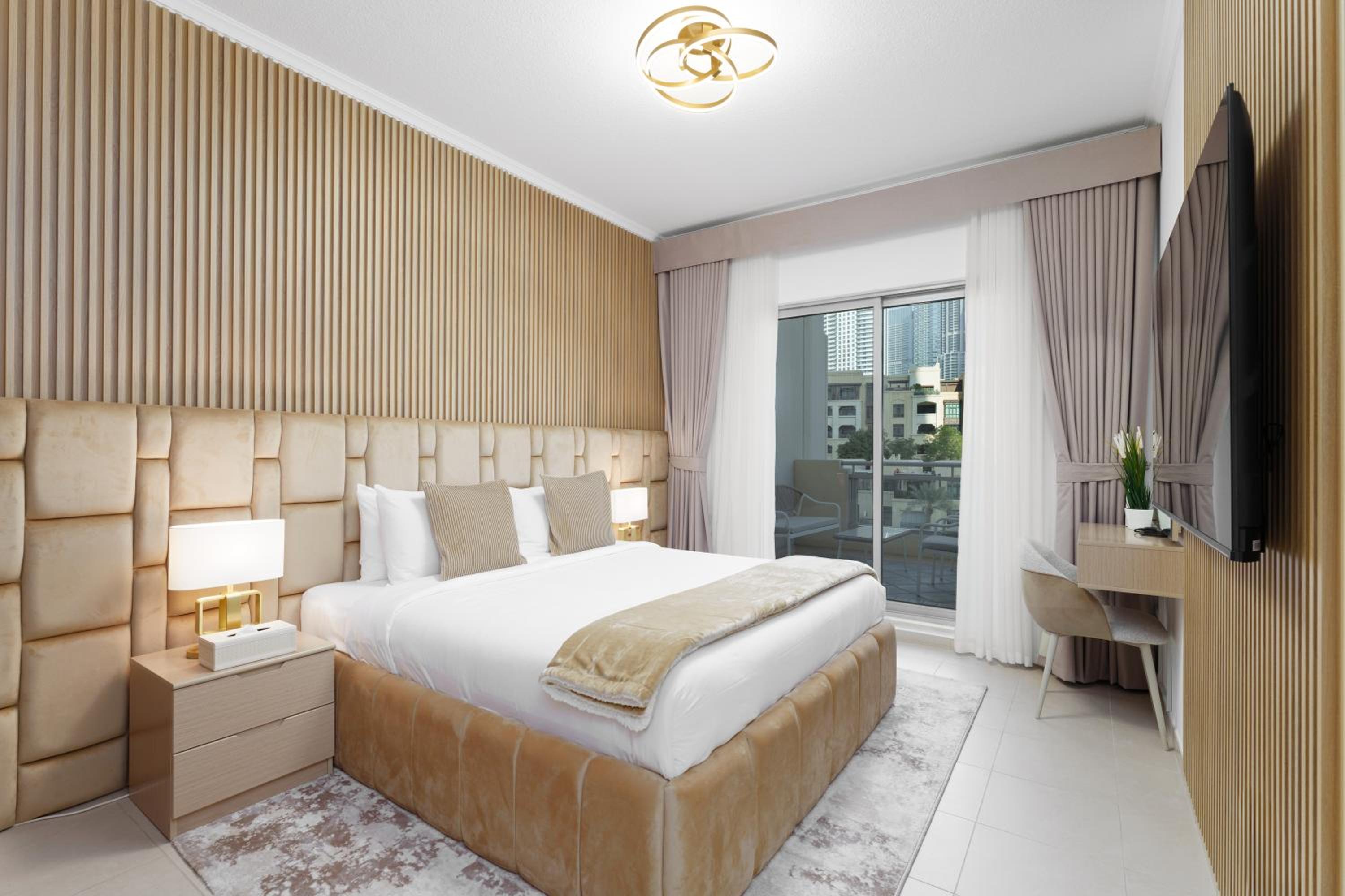 Maison Privee - Exclusive Duplex Villa with Panoramic Terrace Overlooking Burj Khalifa