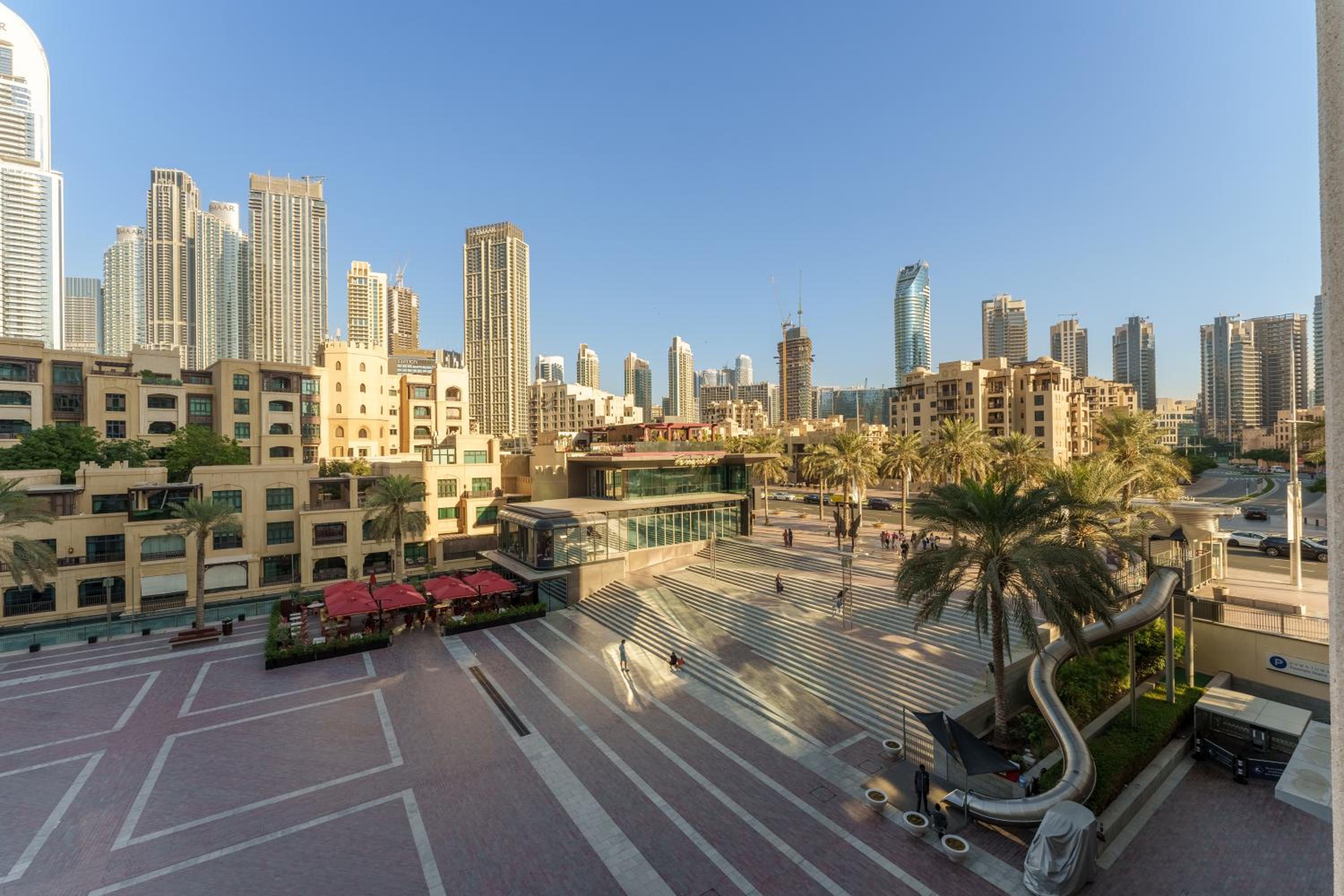 Maison Privee - Exclusive Duplex Villa with Panoramic Terrace Overlooking Burj Khalifa