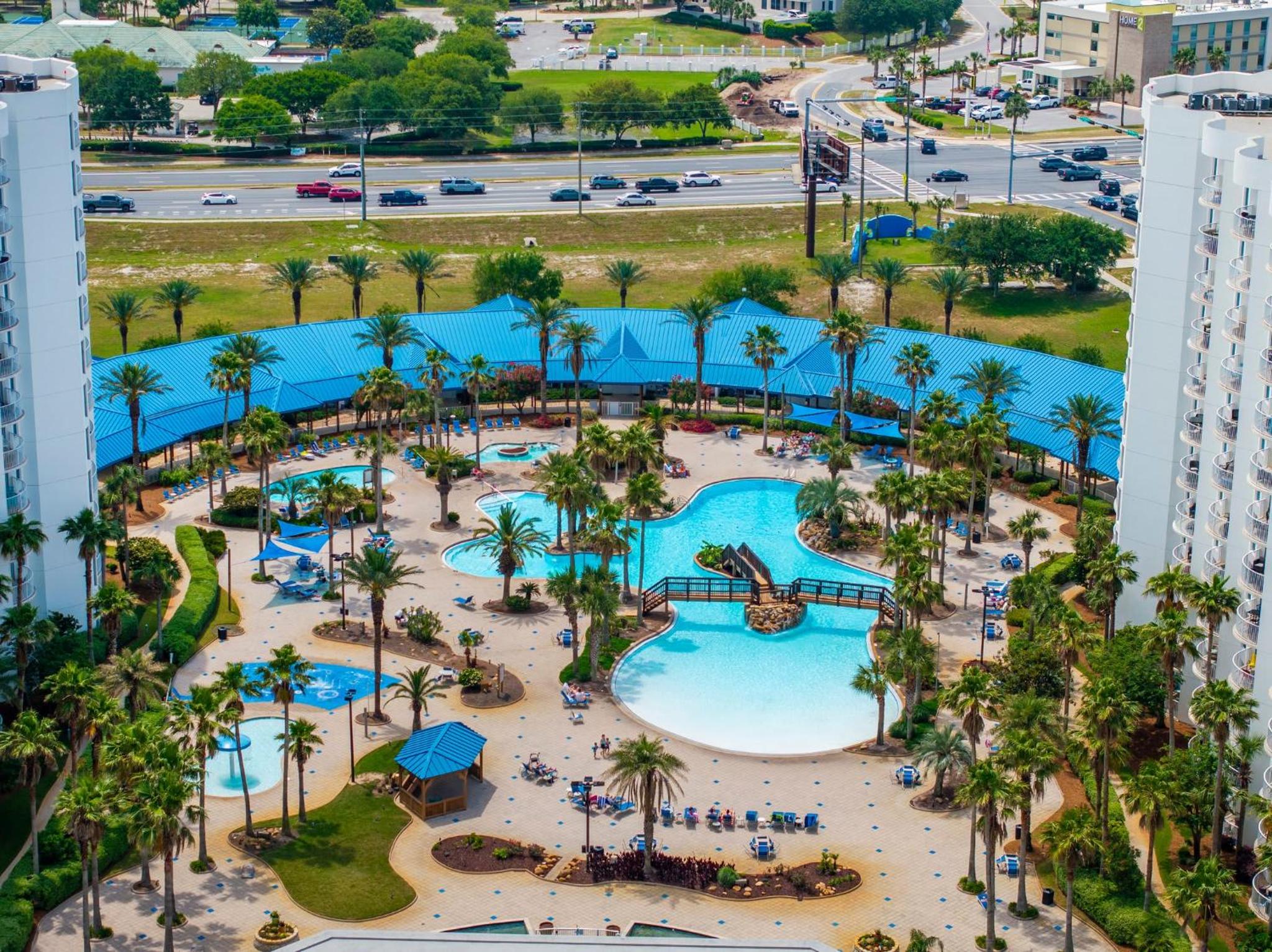 Stunning Sunsets 7TH FL King Suite 2BR 2BA Pools Beach Balcony Sleeps 5