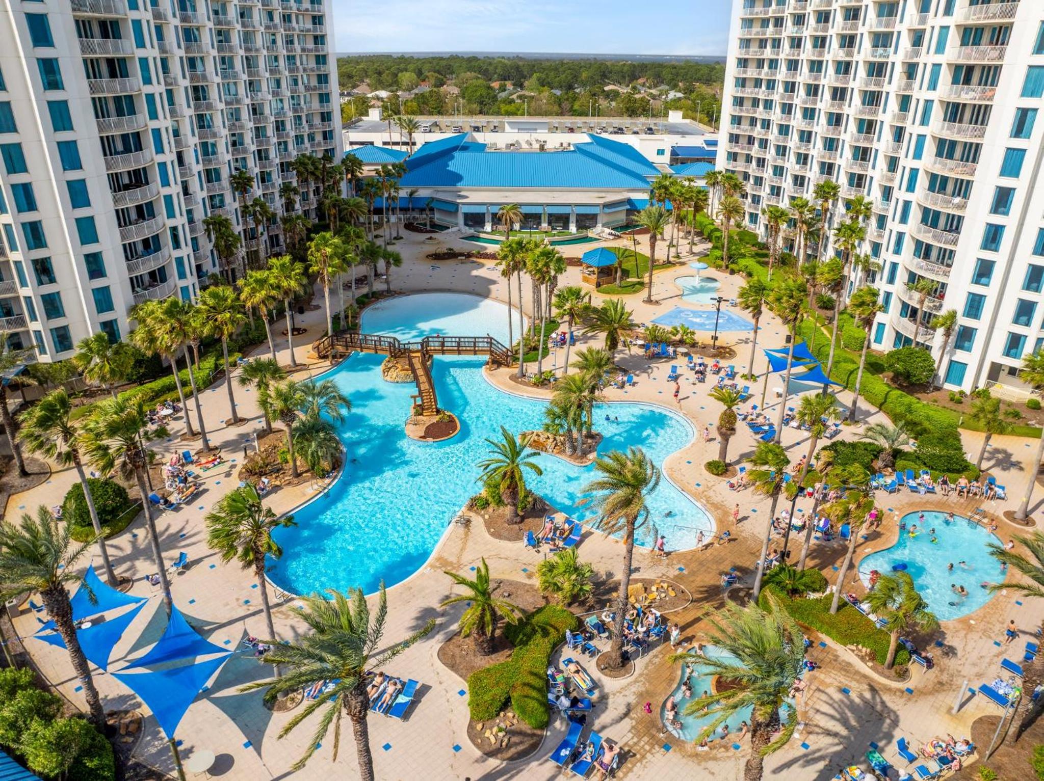 Stunning Sunsets 7TH FL King Suite 2BR 2BA Pools Beach Balcony Sleeps 5