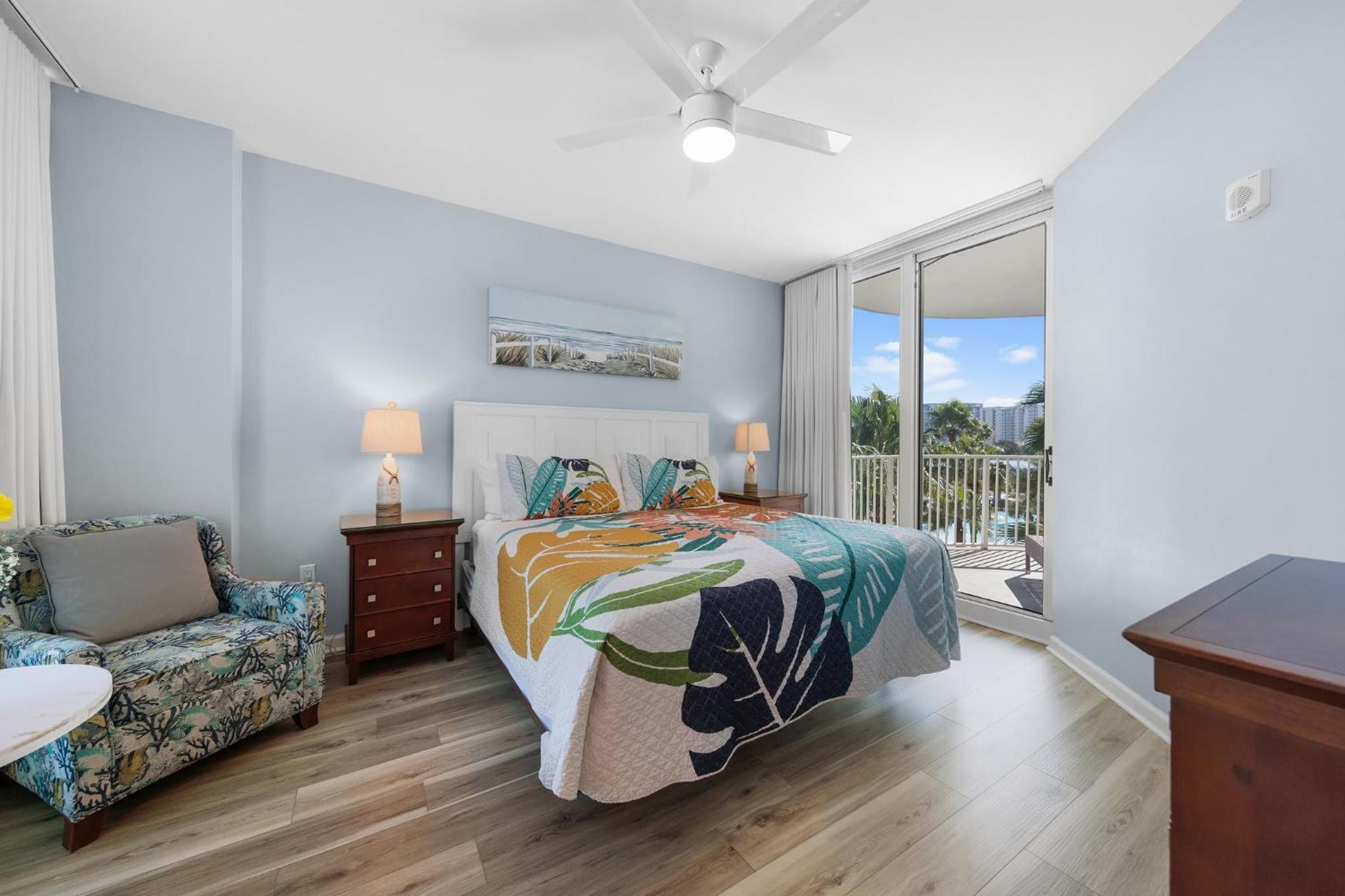 Palms Resort 2 BR King Suite Poolside Shuttle