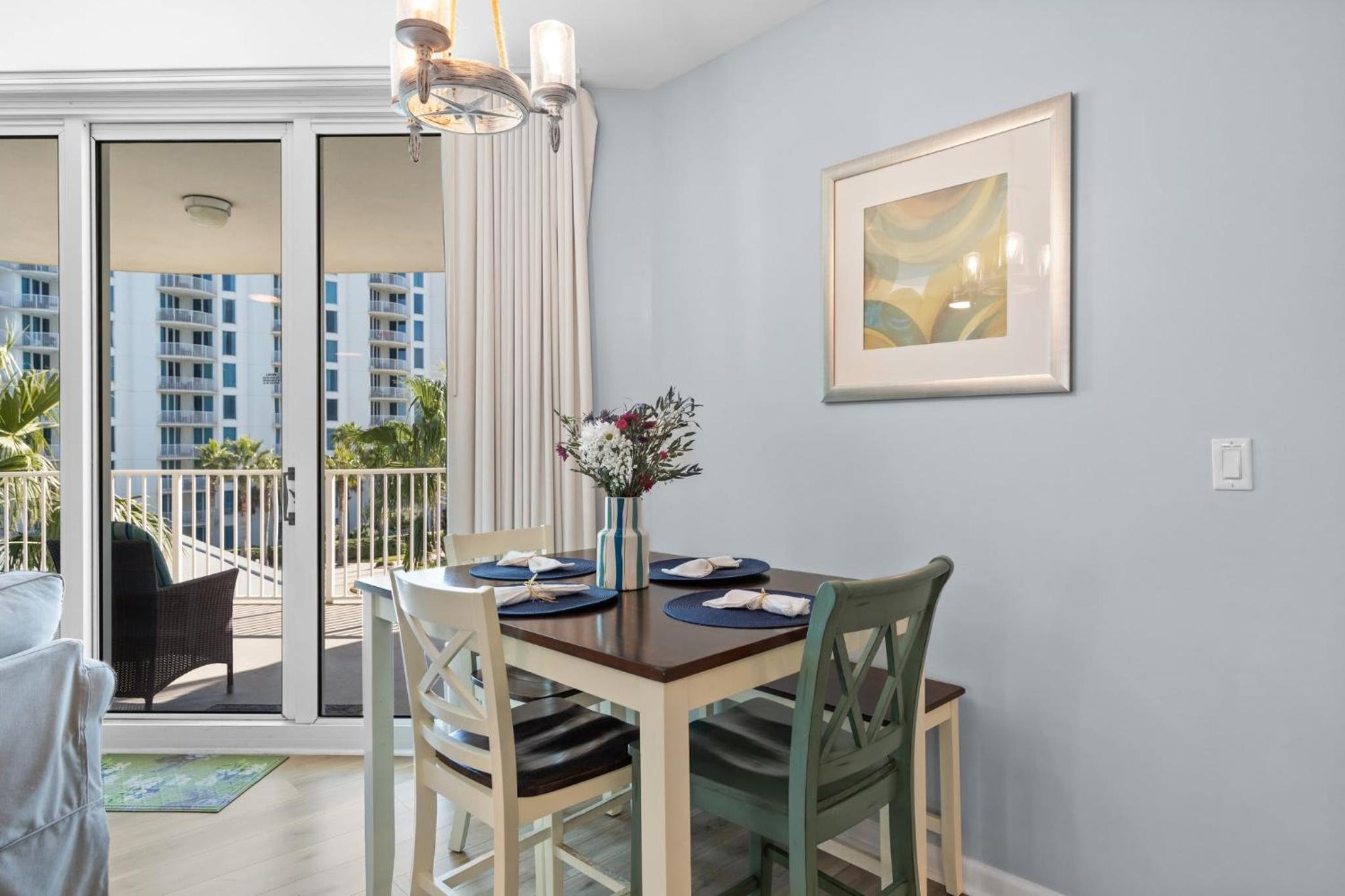Palms Resort 2 BR King Suite Poolside Shuttle