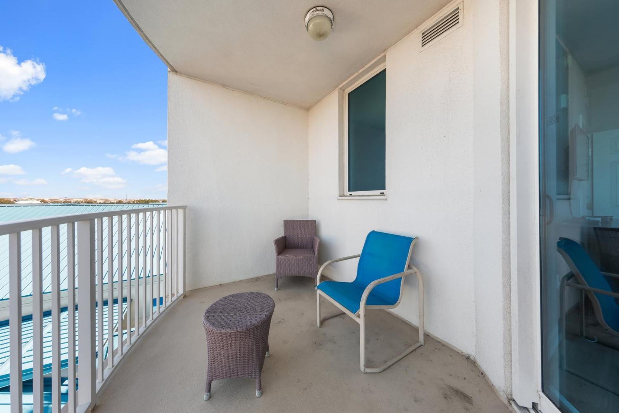 Palms Resort 2 BR King Suite Poolside Shuttle