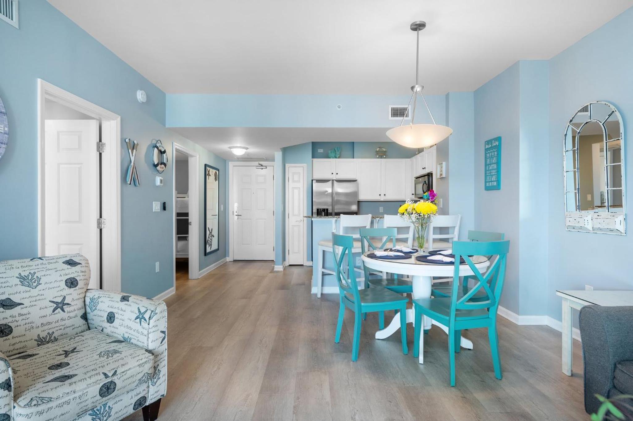 Stunning Resort 11th Fl Pool & Gulf View King Suite Across From Beach