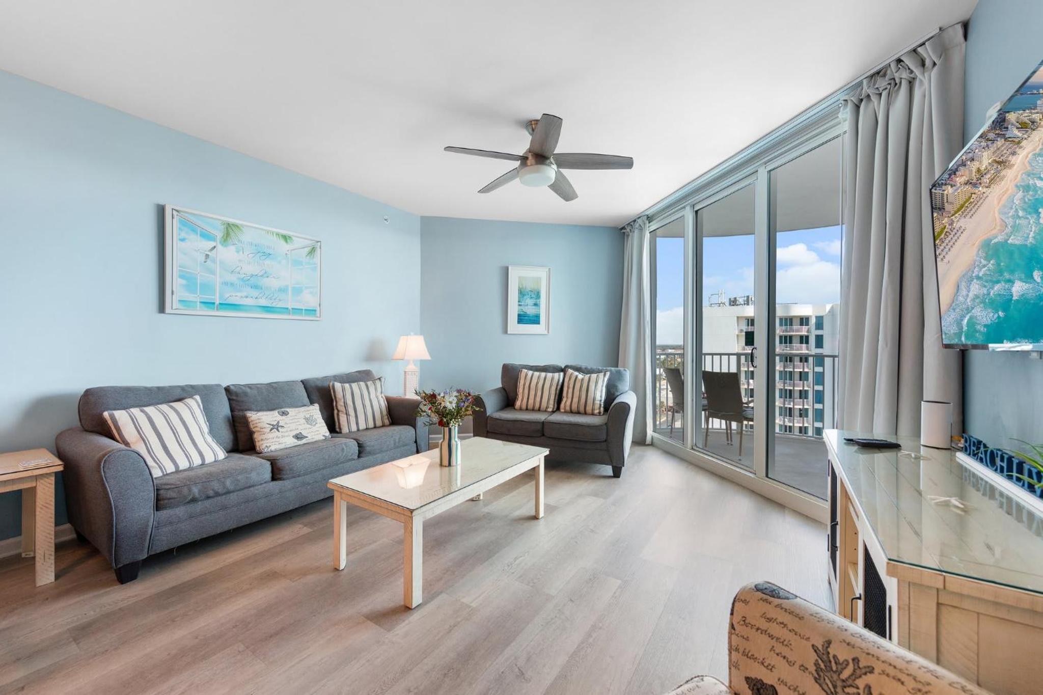 Stunning Resort 11th Fl Pool & Gulf View King Suite Across From Beach