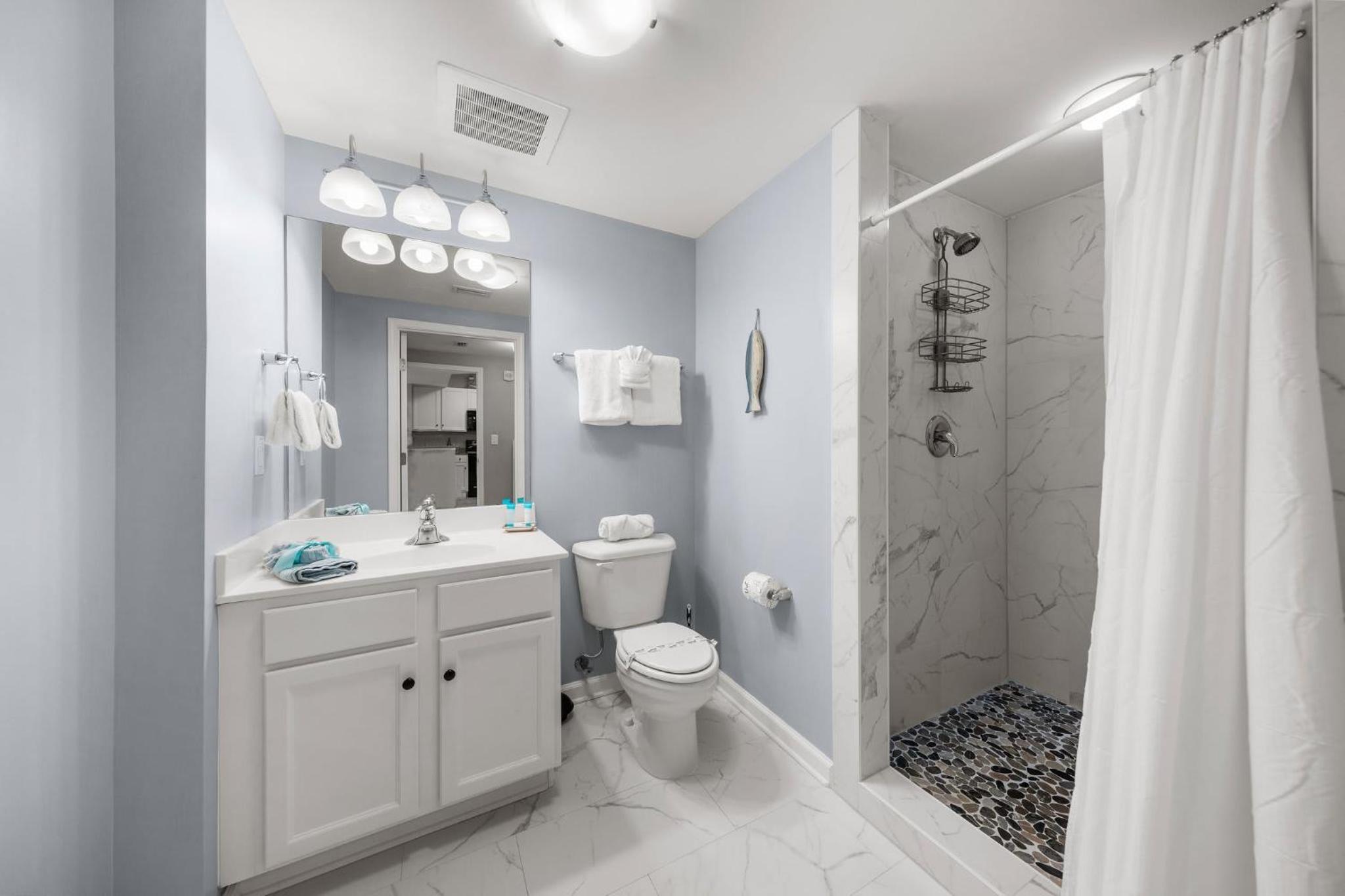 Stunning Resort 11th Fl Pool & Gulf View King Suite Across From Beach