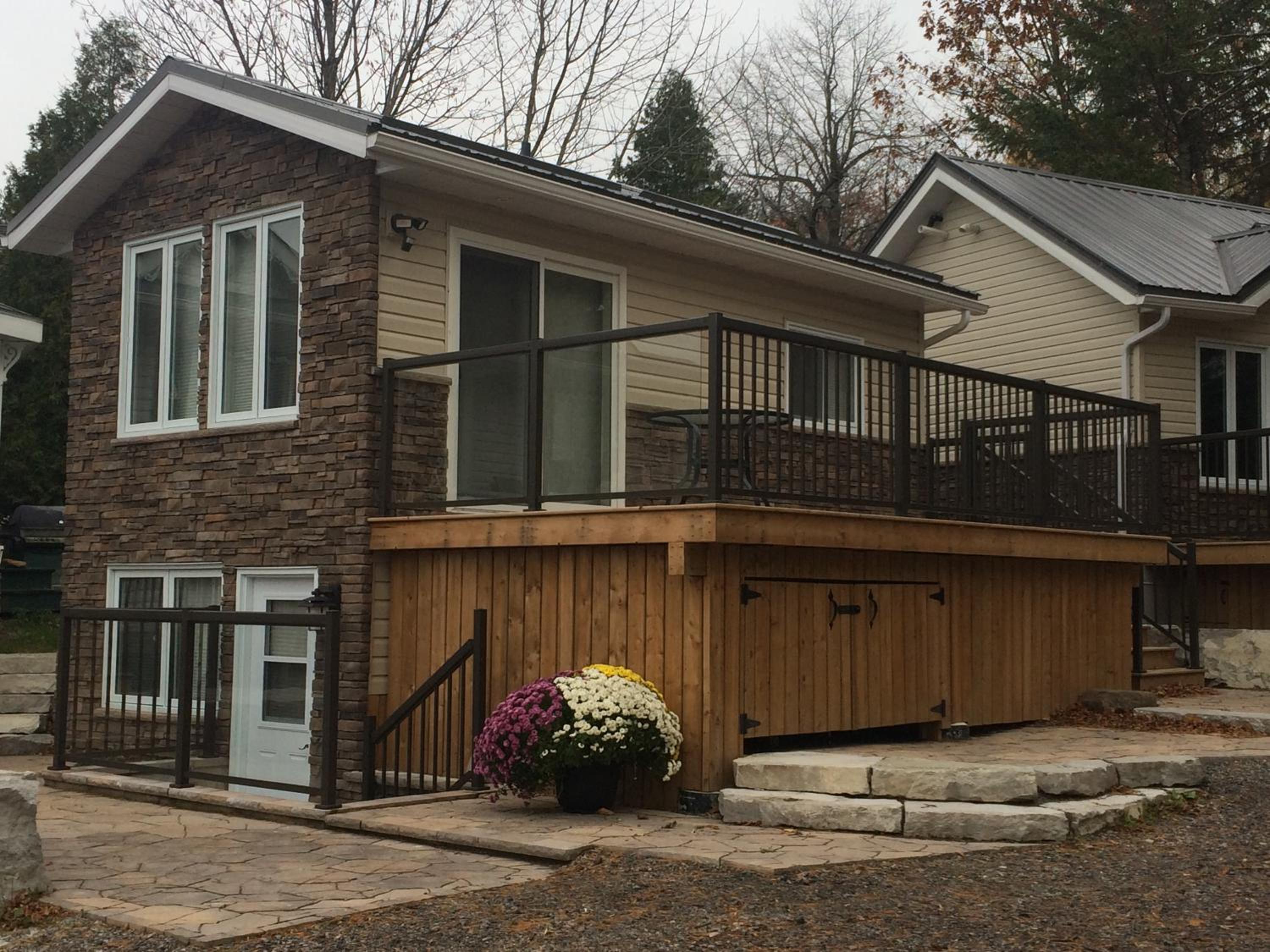 Victoria Harbour Cottages
