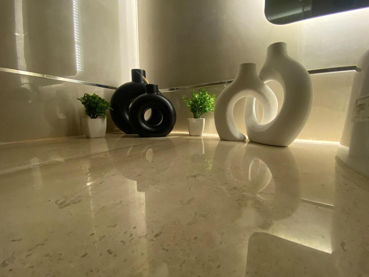 Peaceful Patio 2BR at AUC & Westin Hotel