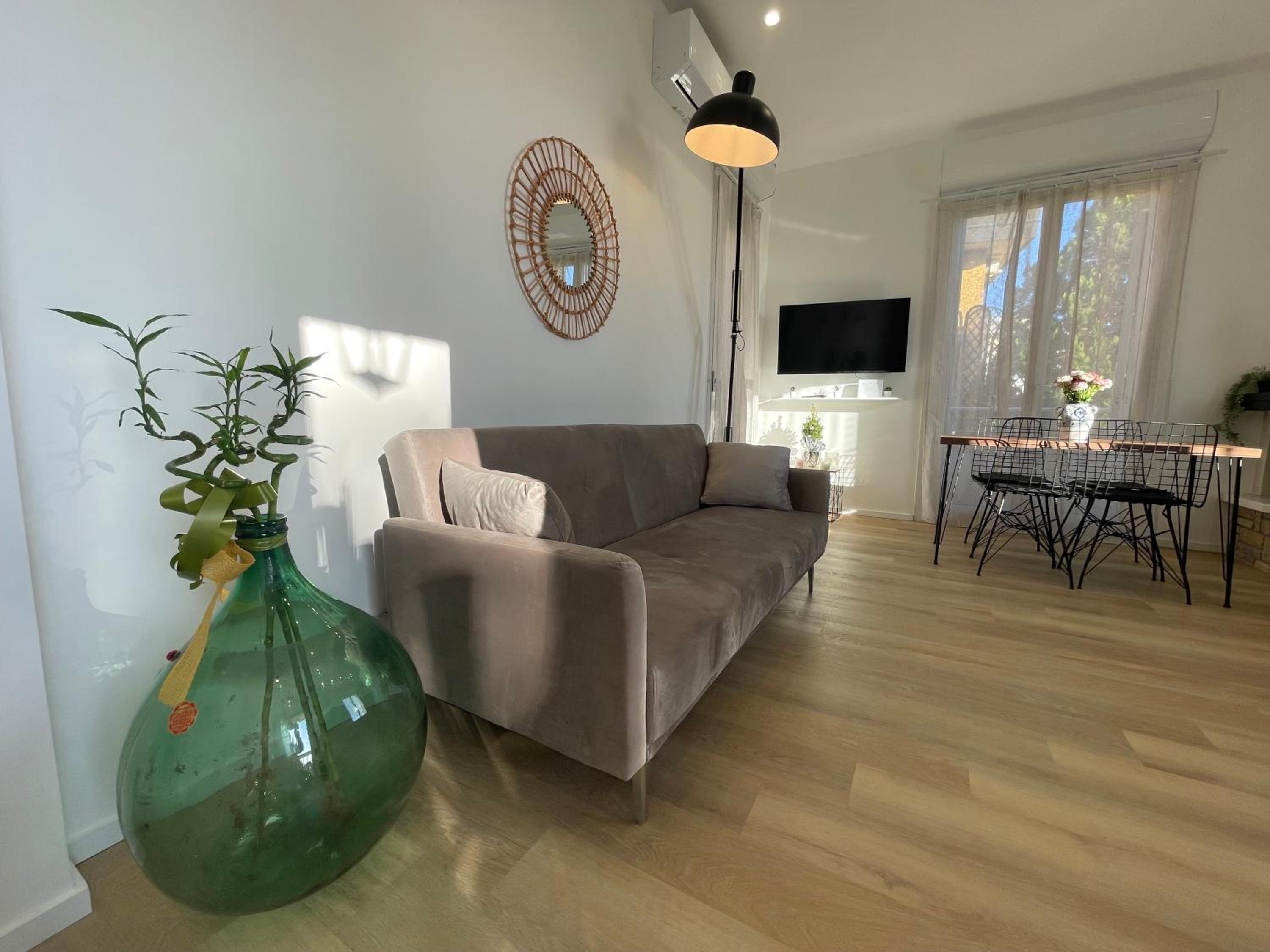 Sanremo vacanze zen vue mer 5 mn plage, 3 mn tennis club,Wifi