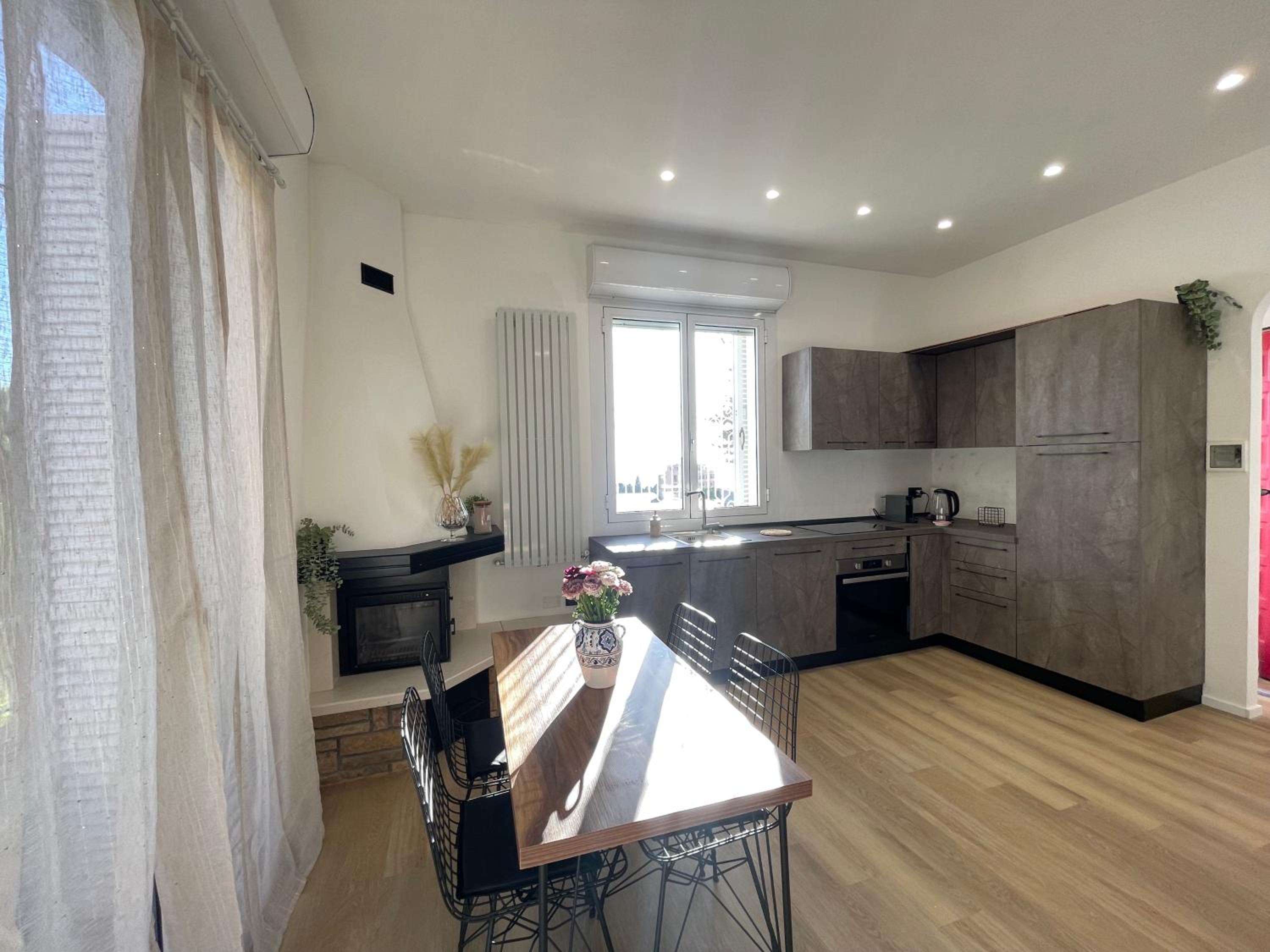 Sanremo vacanze zen vue mer 5 mn plage, 3 mn tennis club,Wifi