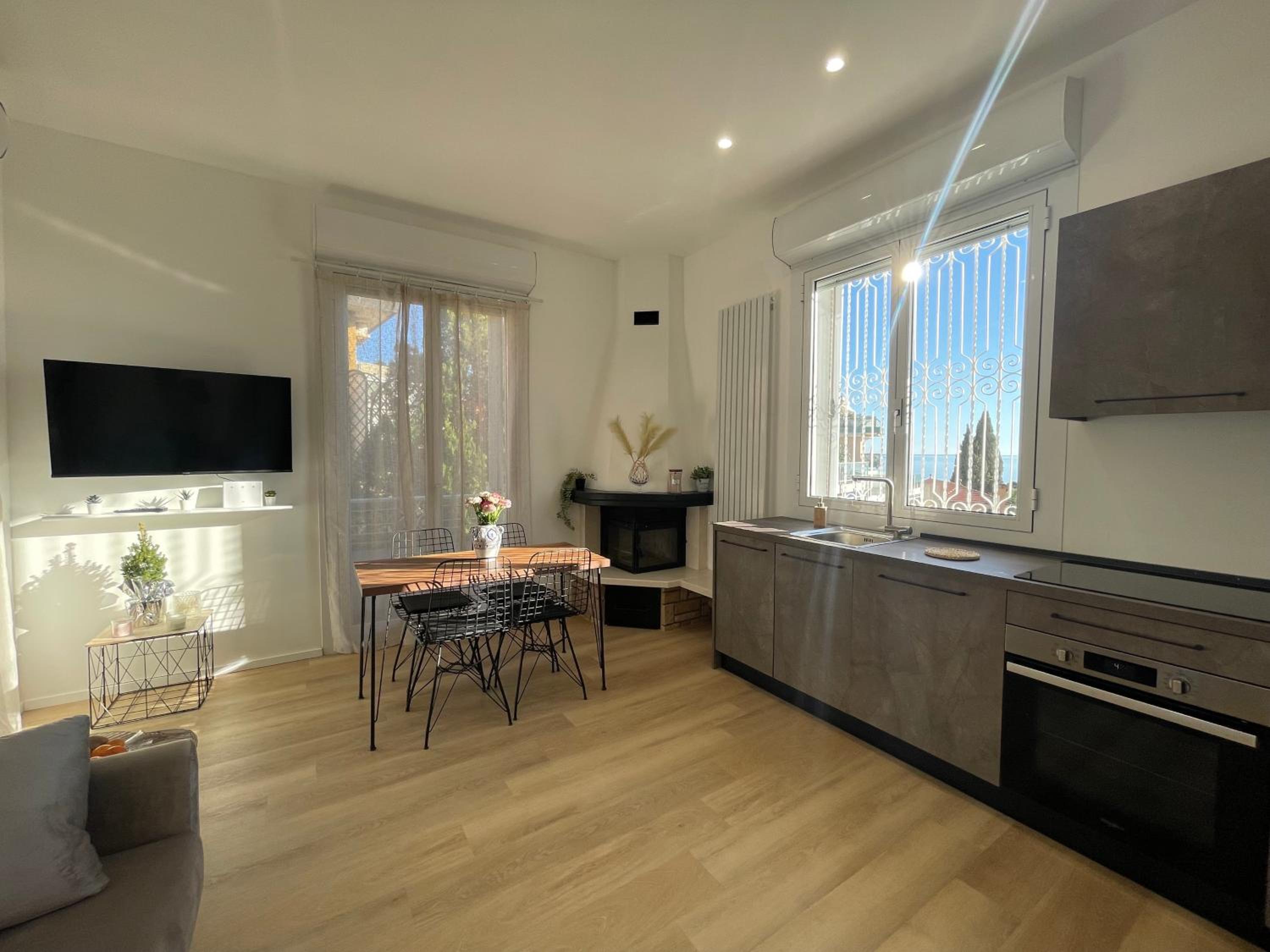 Sanremo vacanze zen vue mer 5 mn plage, 3 mn tennis club,Wifi