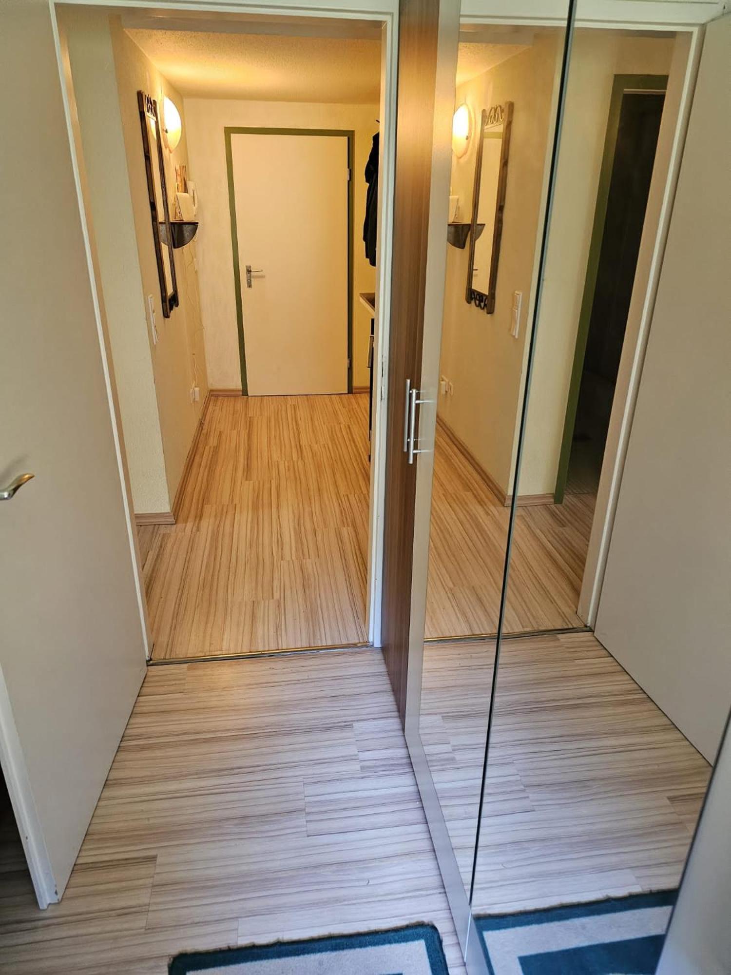 Winterberg Appartement 6 Pers aan Skilift grootste Skigebied nabij Bikepark Unieke locatie met zeer rustige tuin in het bos en het gezellige centrum leuke 
