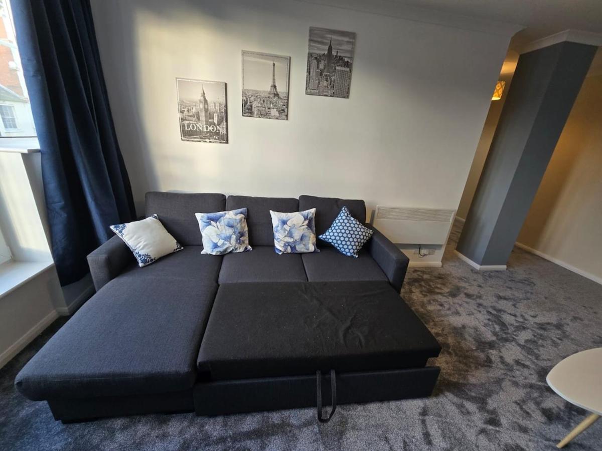 Flat in Northampton -Town Center