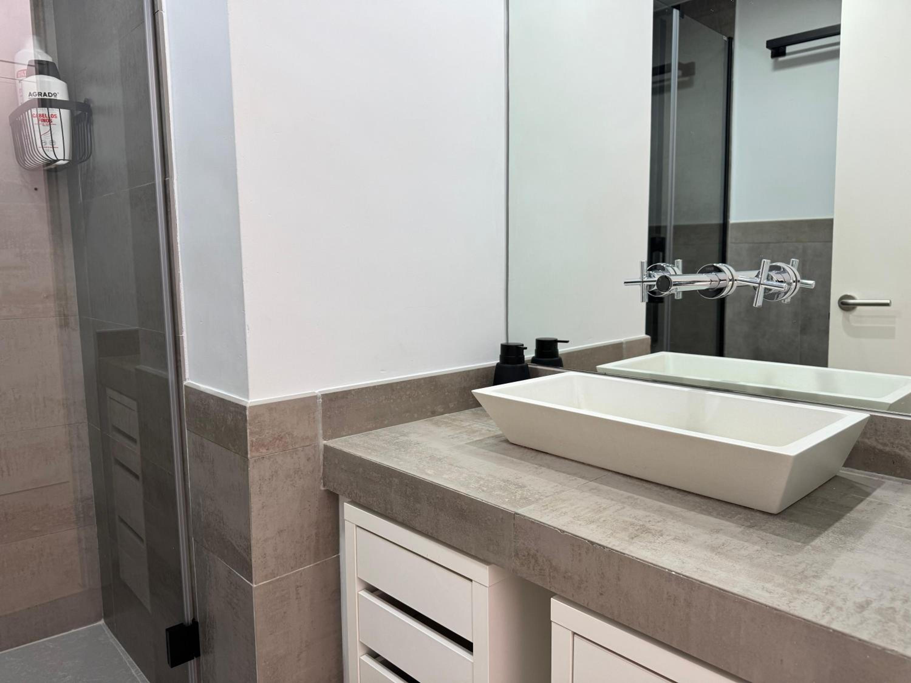 Apartamento San Basilio Bookish Place