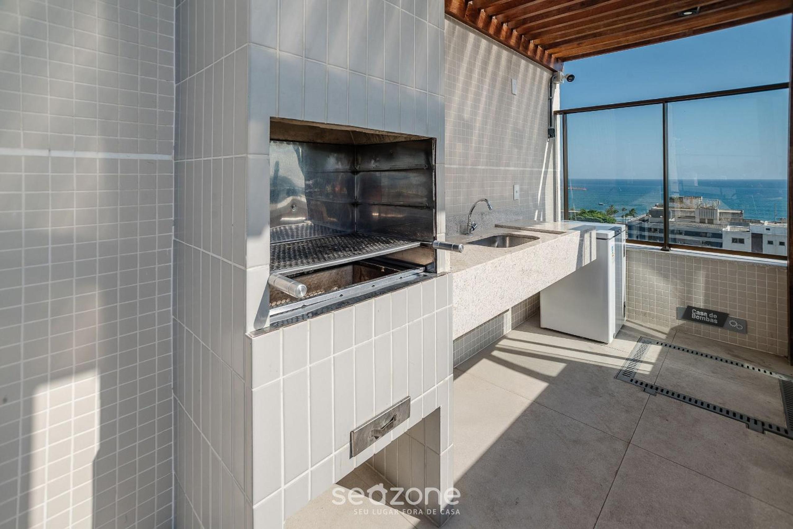 Apartments in Building with Gym in Ondina SSA – HOA