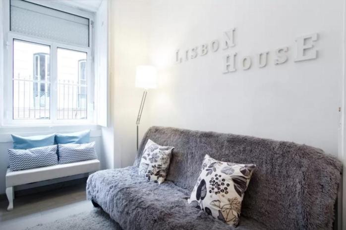 Lisbon Apartment Bairro Alto 2 view 3