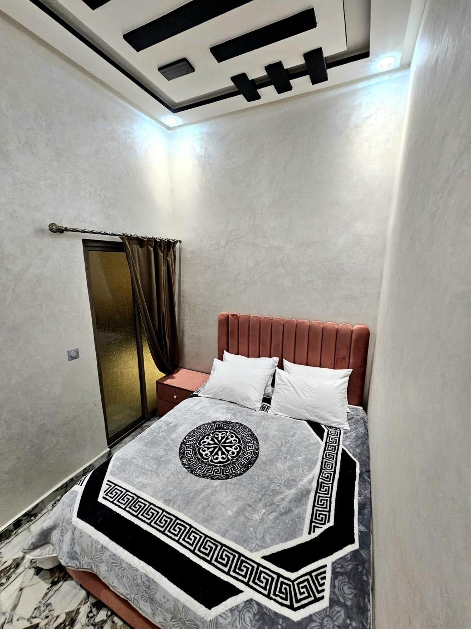 El Méhénni Guéliz JACUZZI 6 Personnes Terrasse Privative