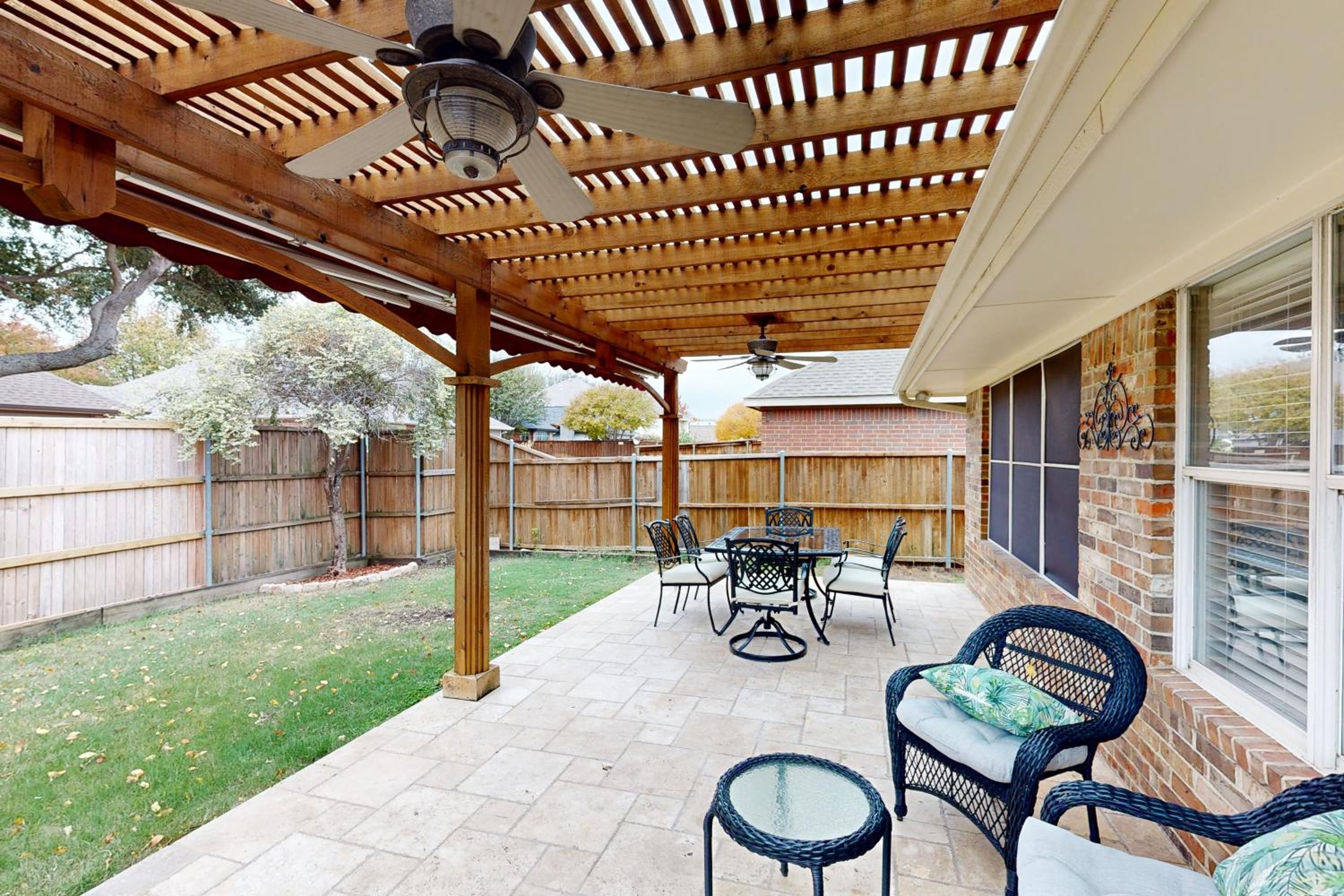 4 BR Spacious Modern Home with Game Room and WiFi