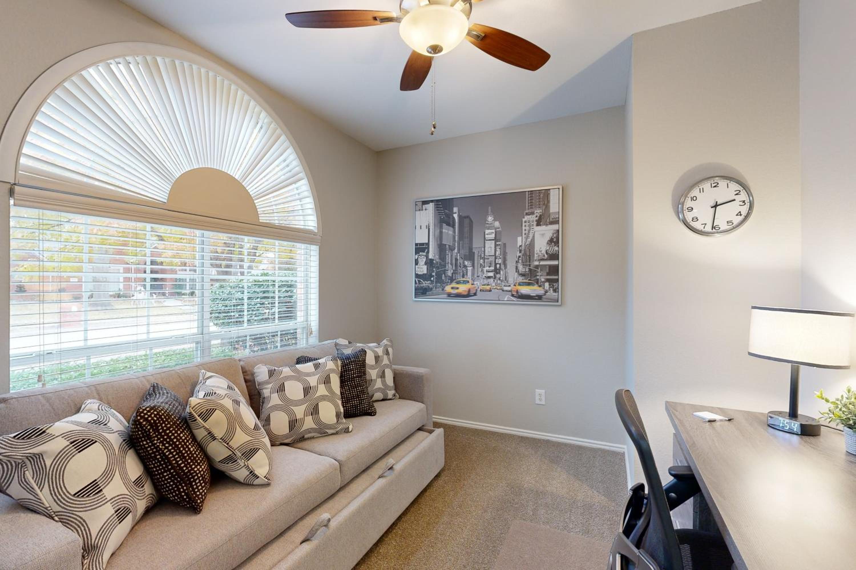 4 BR Spacious Modern Home with Game Room and WiFi