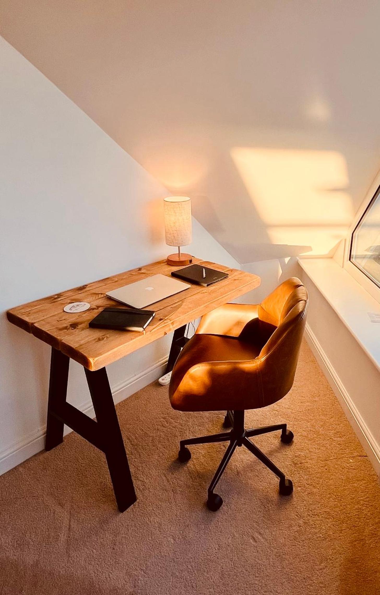 Pentire Point - Coastal Penthouse, Beaches, River & Restaurants All Within Short Walk