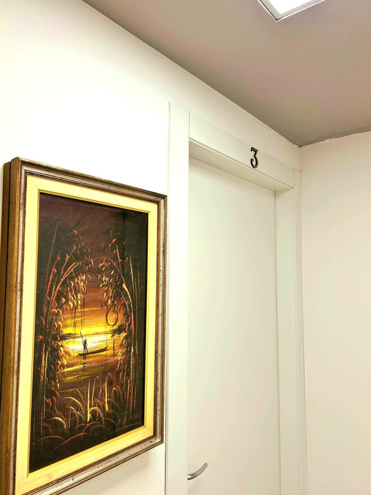 -L' Oasi Del Turista, Room 3- CENTRAL STATION