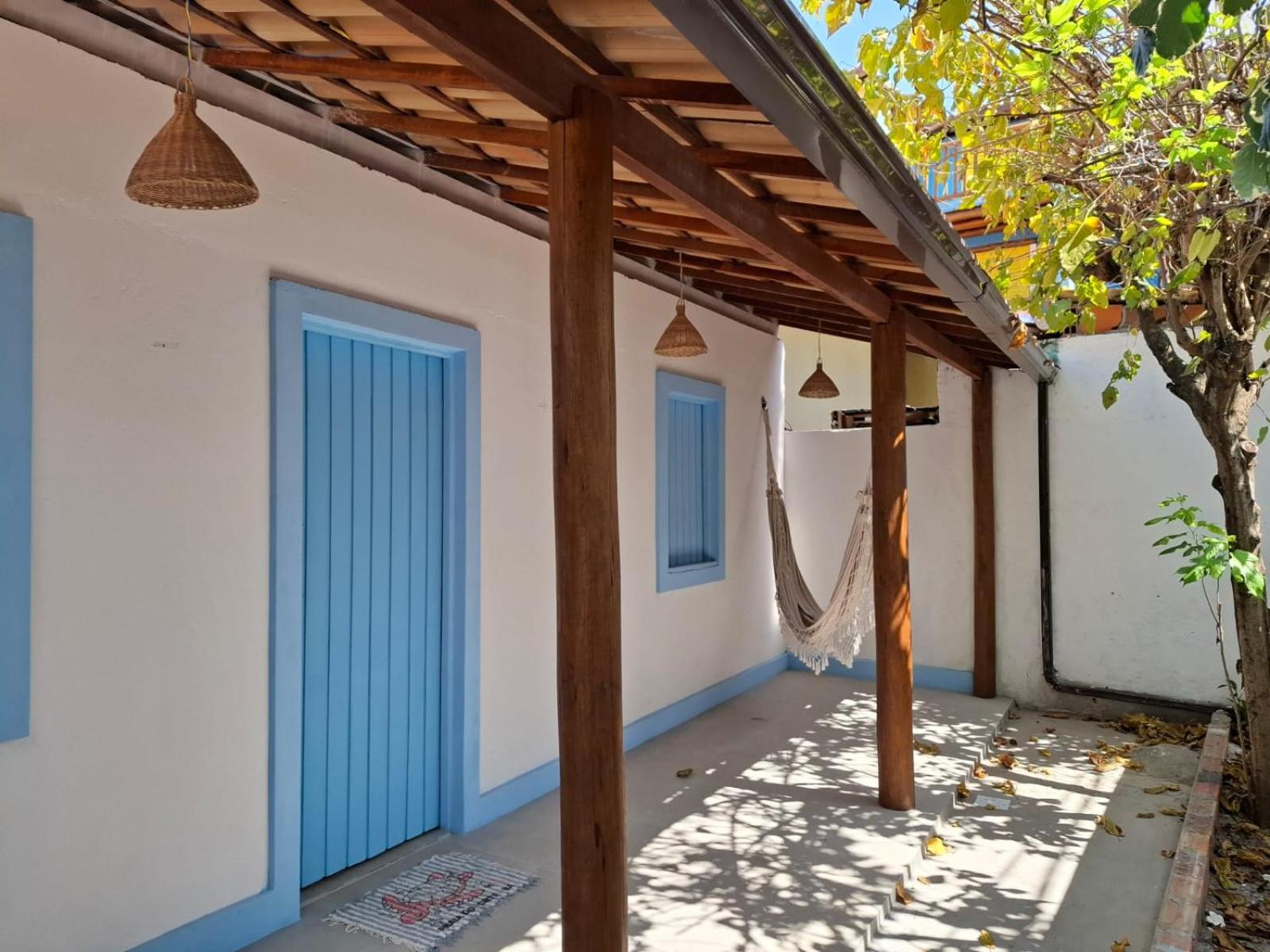 Casa da Dona Filhinha, paz e localização perfeita na vila da Praia do Forte BA