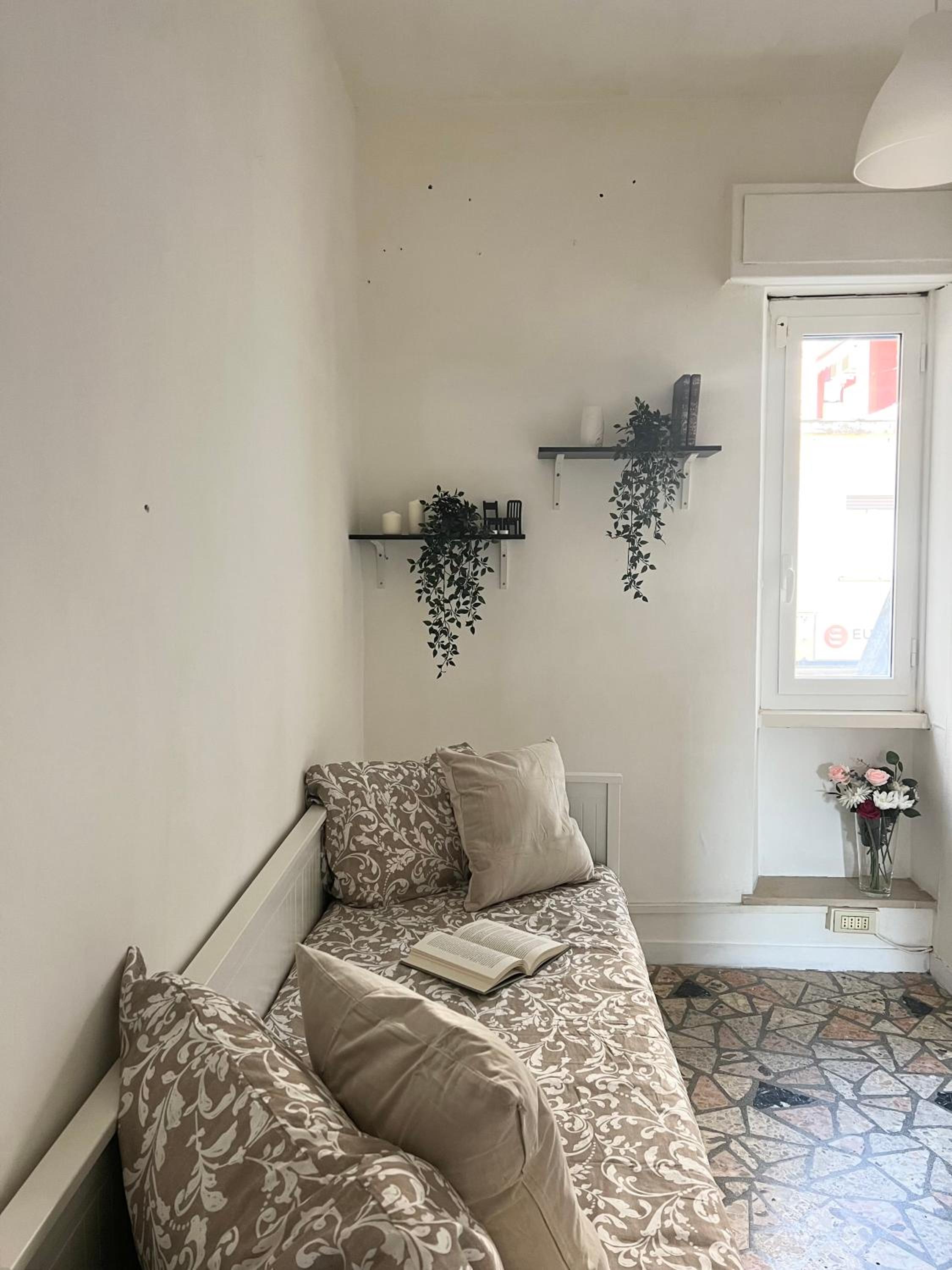Mopy Apartment