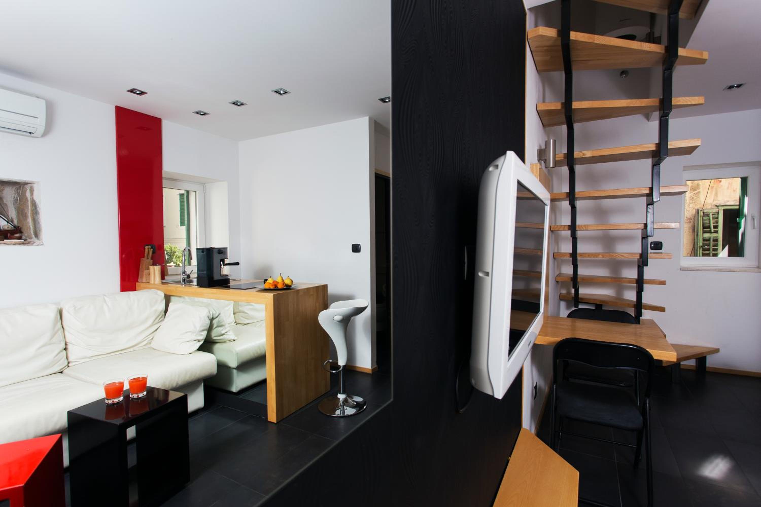 Marinac City Center Apartments & Rooms