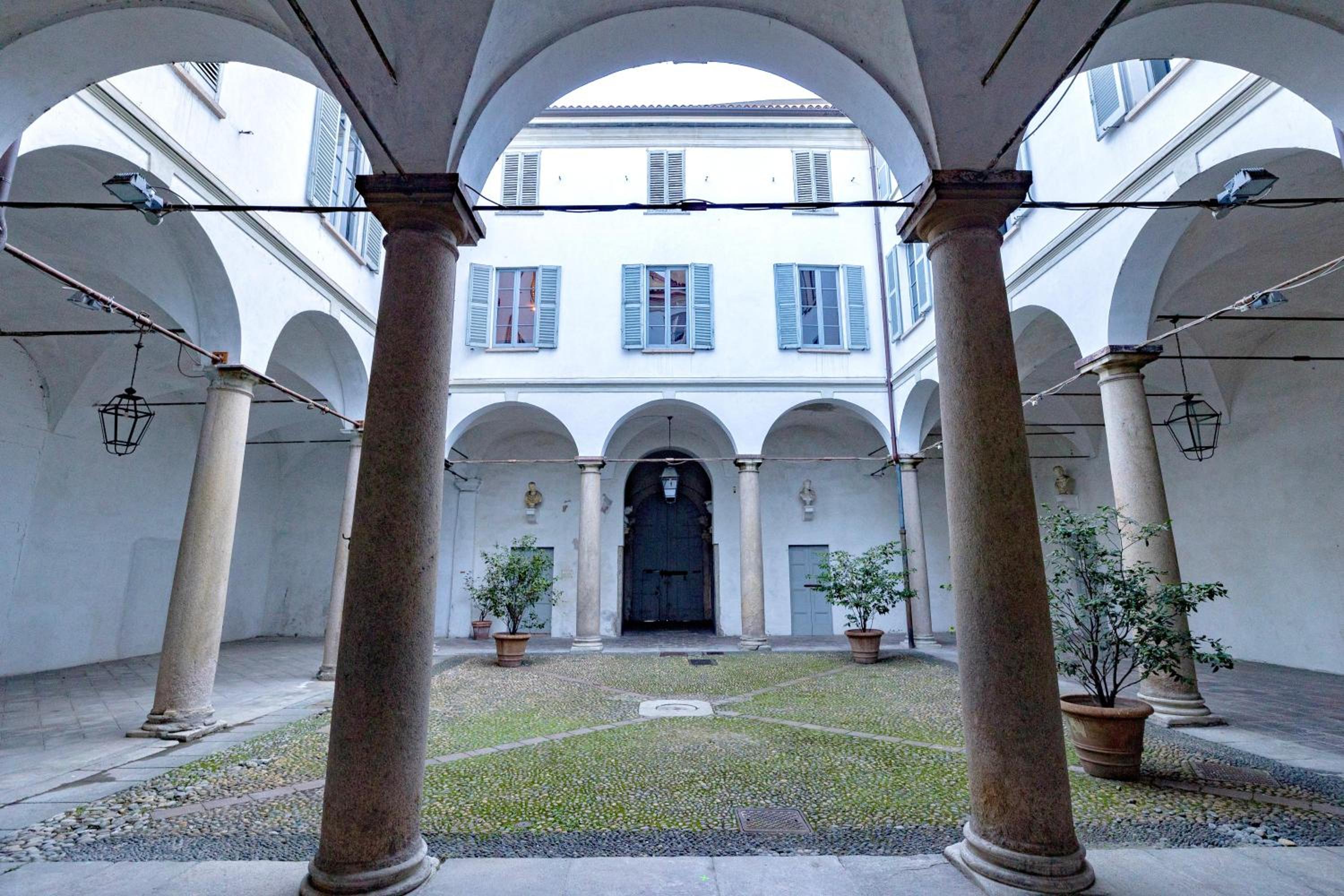 Urban Domus, Palazzo Durini Duomo, Milan