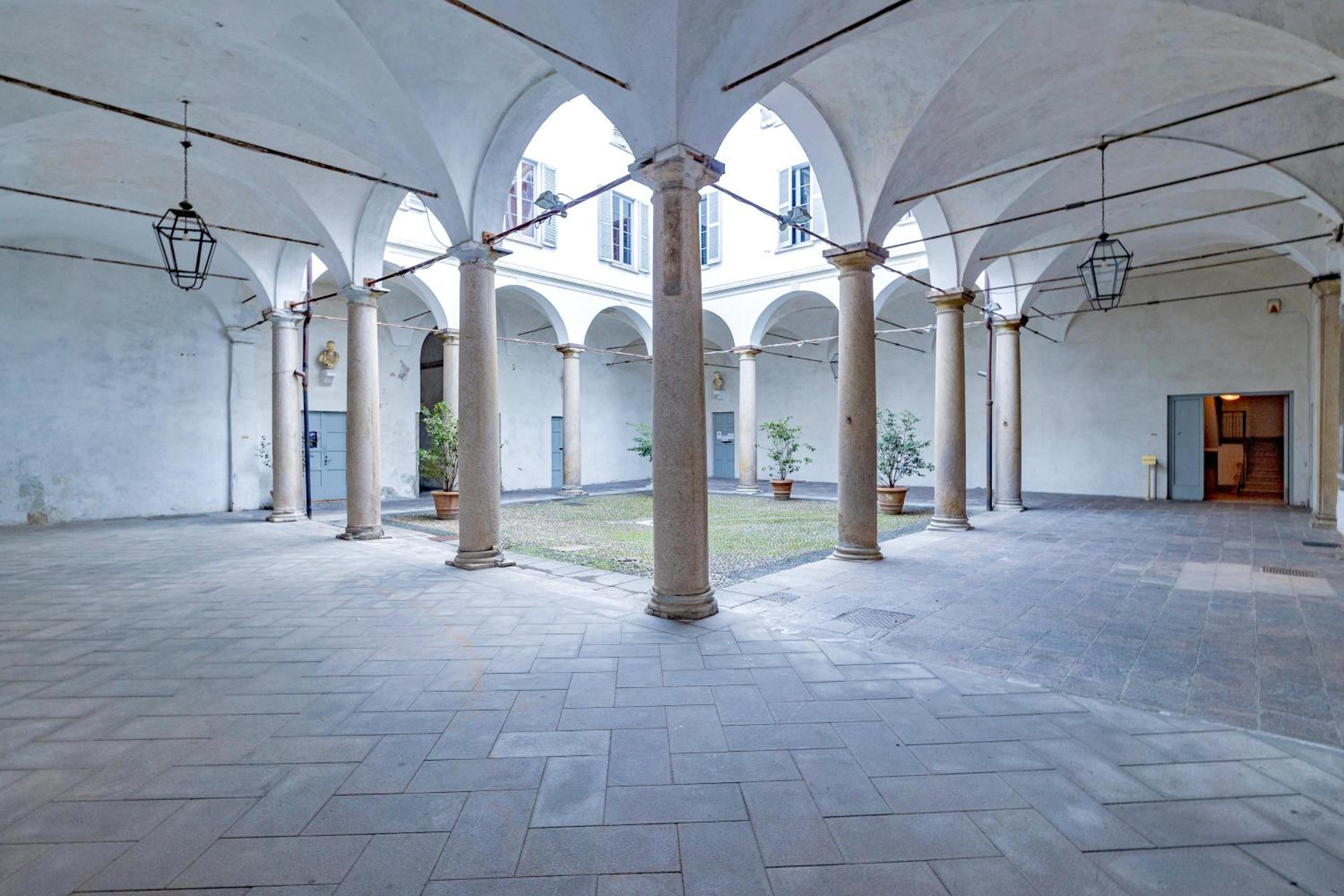 Urban Domus, Palazzo Durini Duomo, Milan